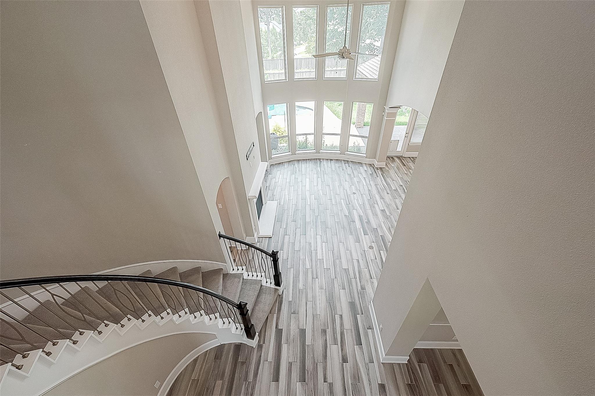 115 N Winter Sunrise Circle