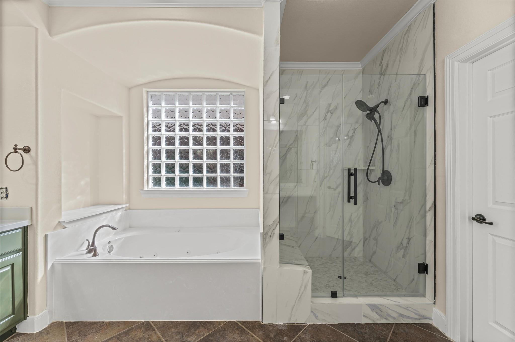 7 N Beech Springs Circle