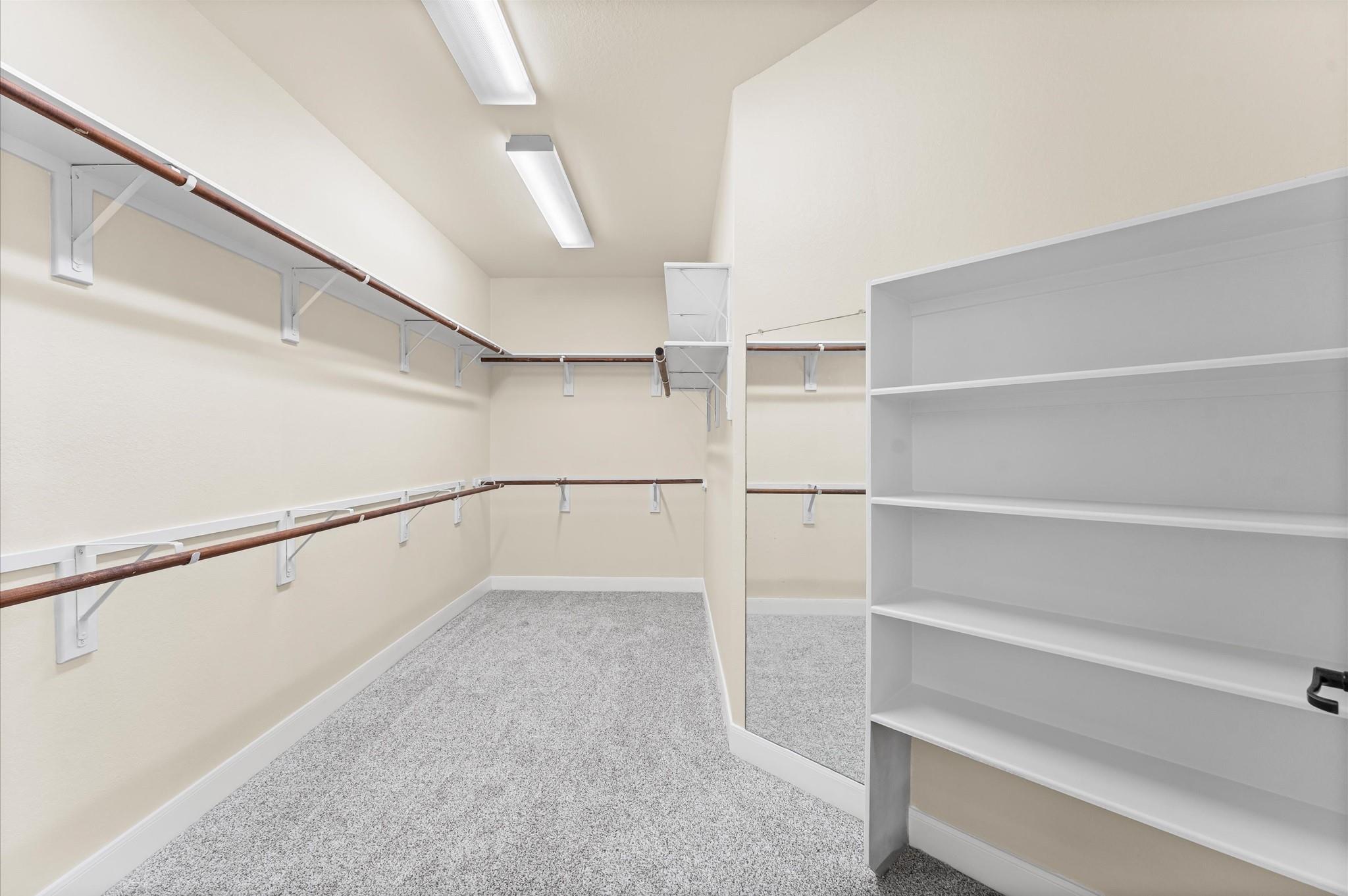 7 N Beech Springs Circle