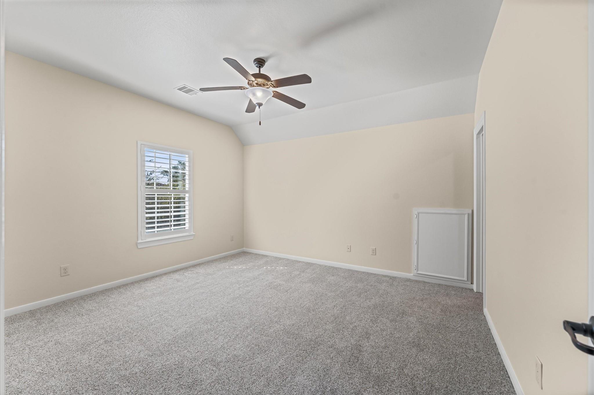 7 N Beech Springs Circle