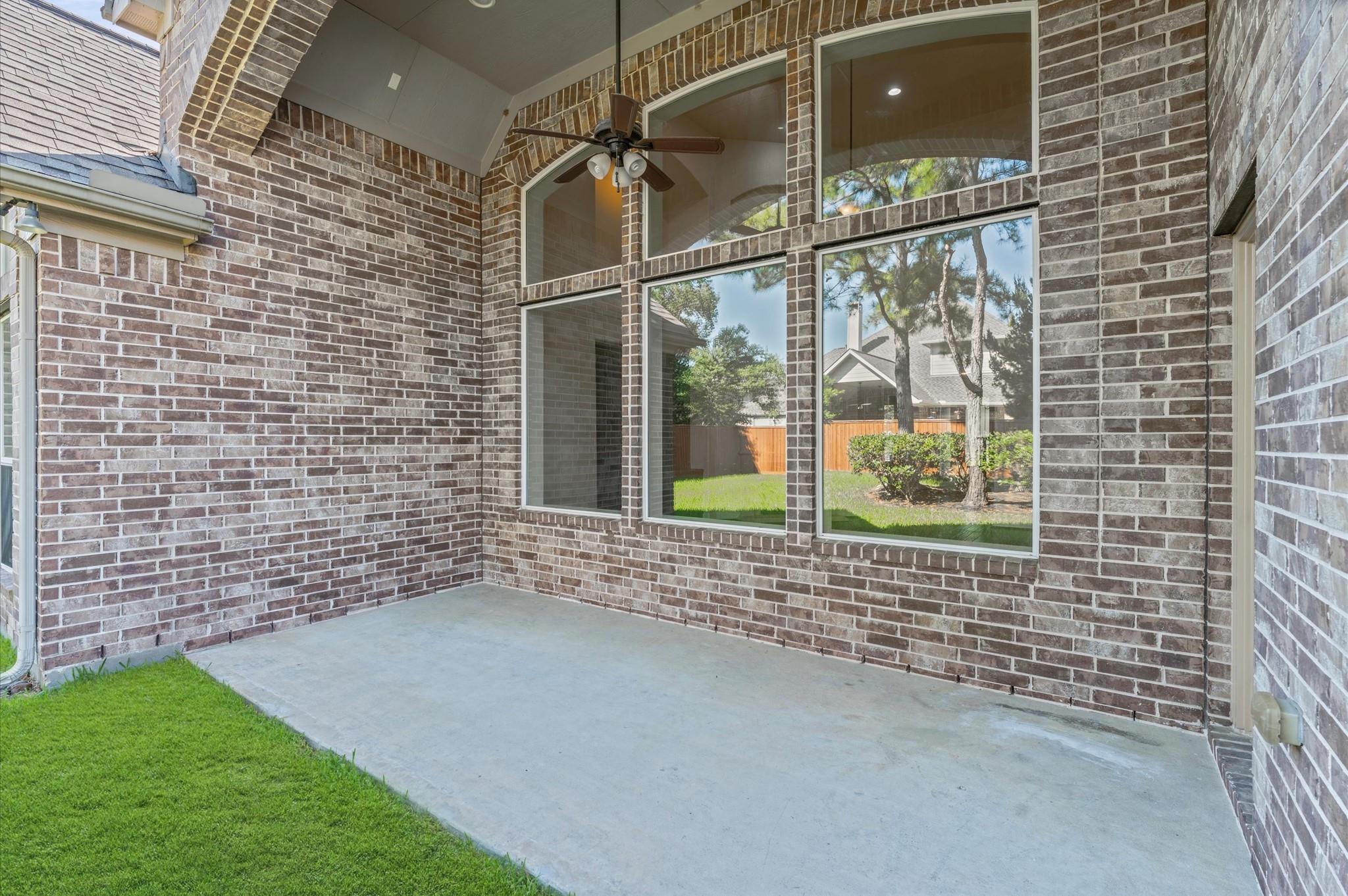 7 N Beech Springs Circle