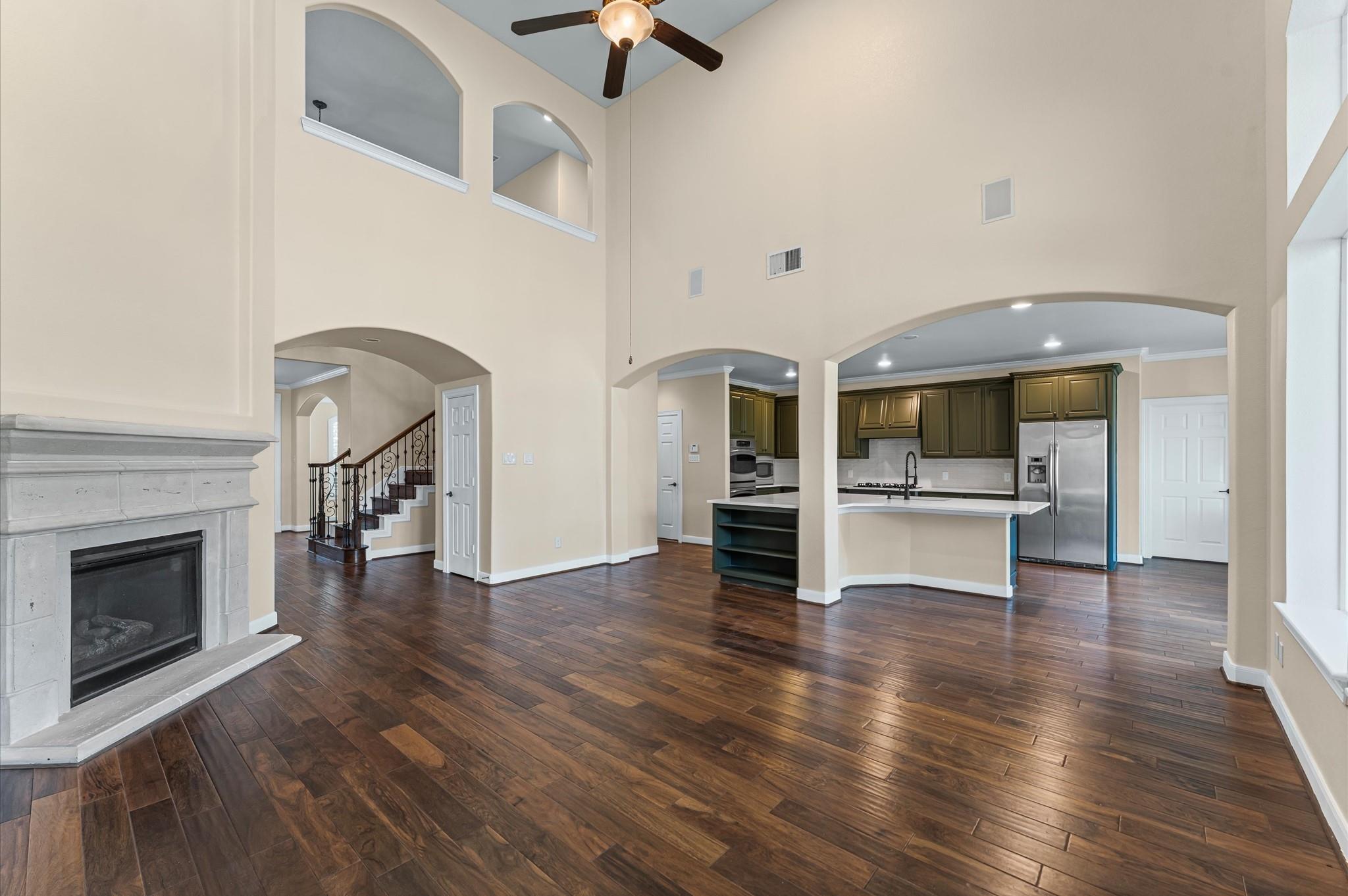 7 N Beech Springs Circle