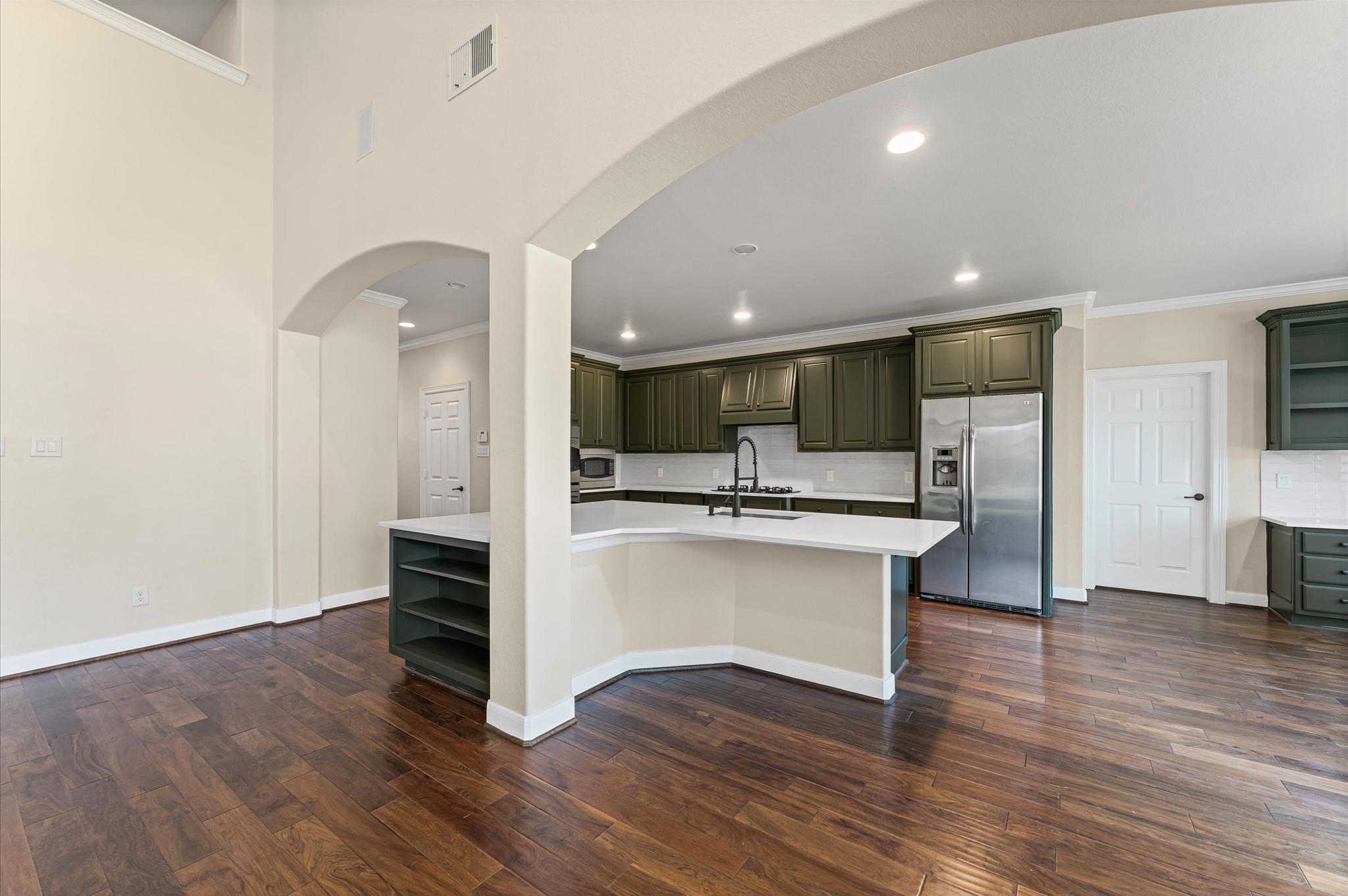 7 N Beech Springs Circle