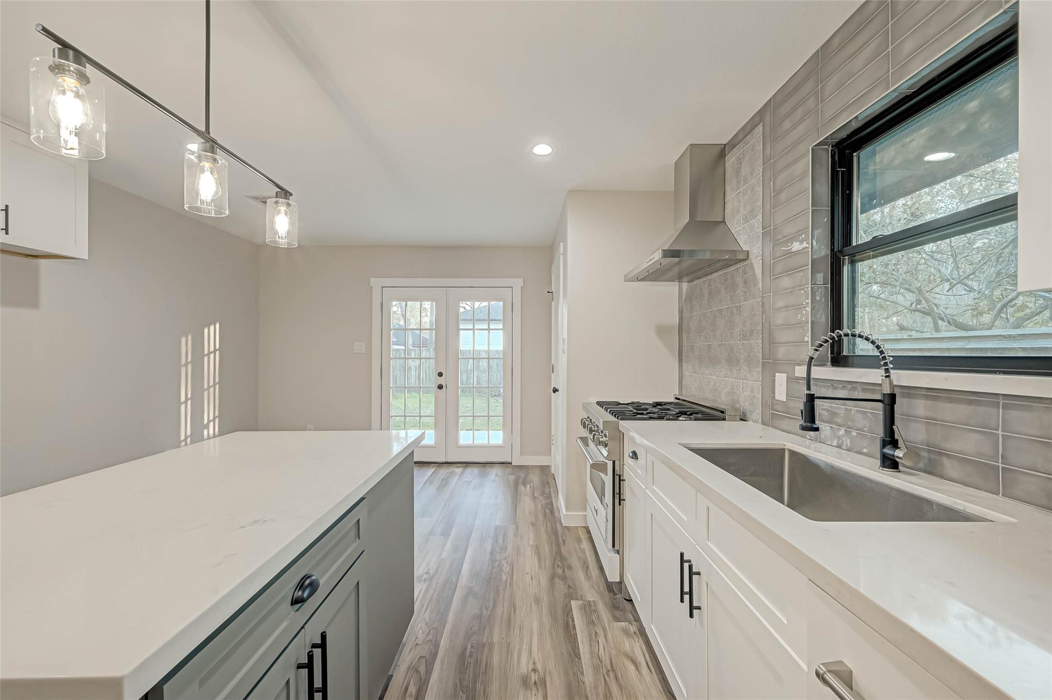 2111 Nina Lee Lane