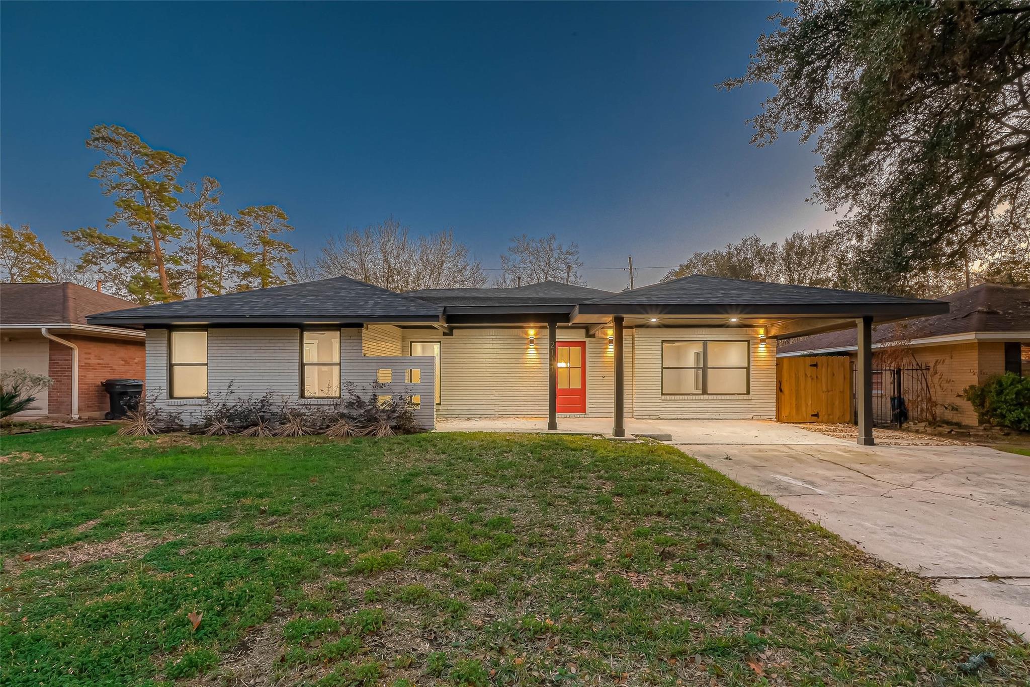 2111 Nina Lee Lane