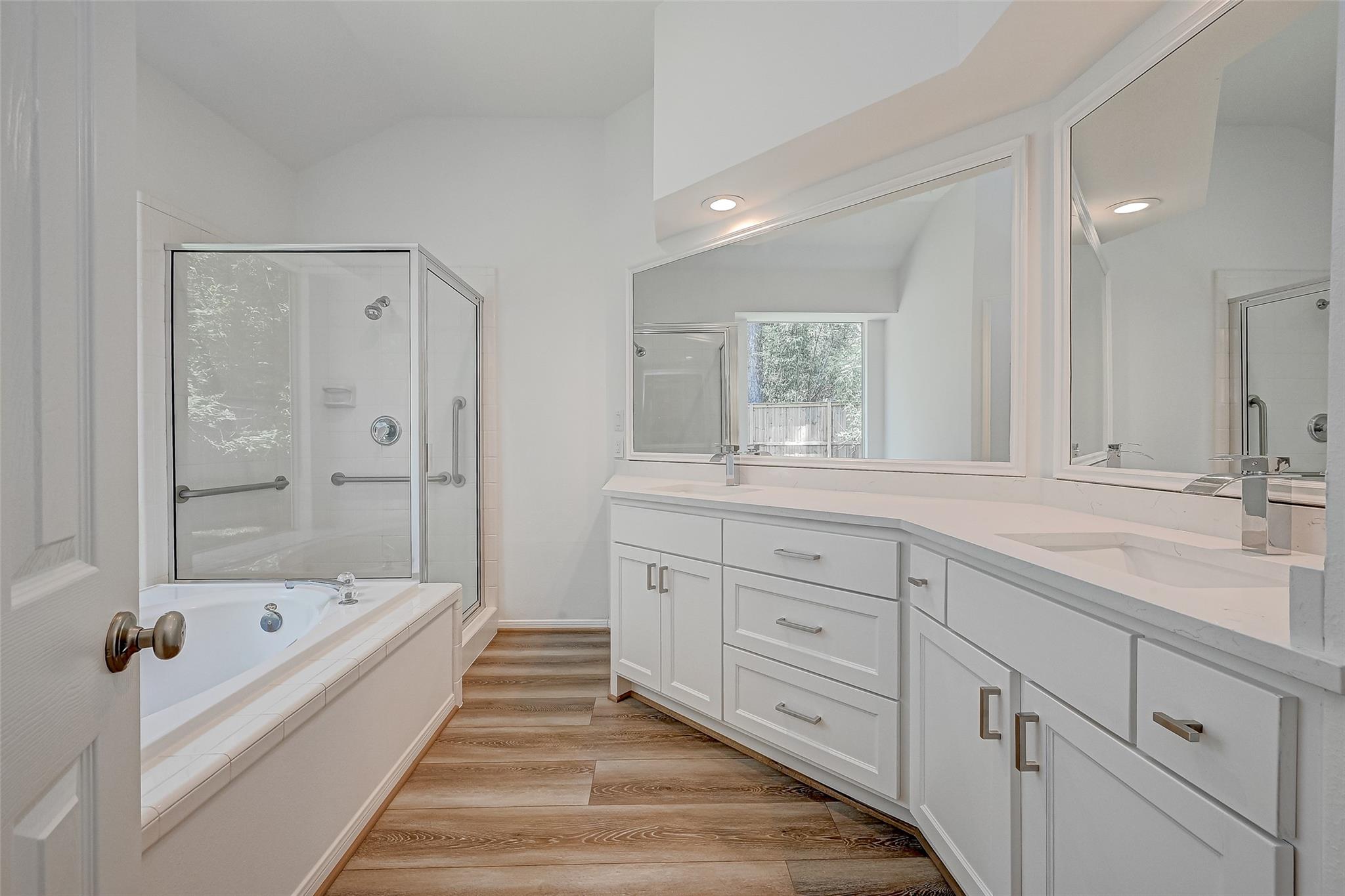 38 Tethered Vine Place