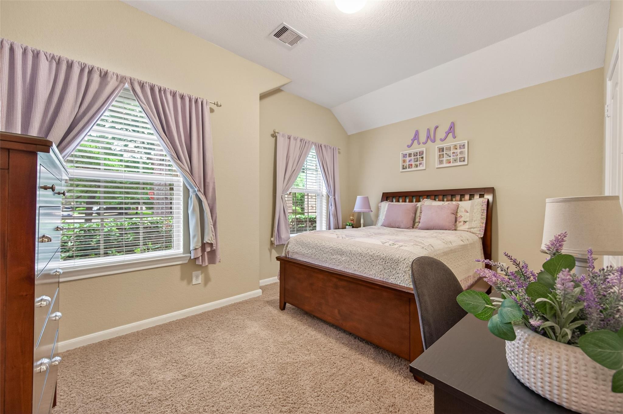 7 Cayahoga Court