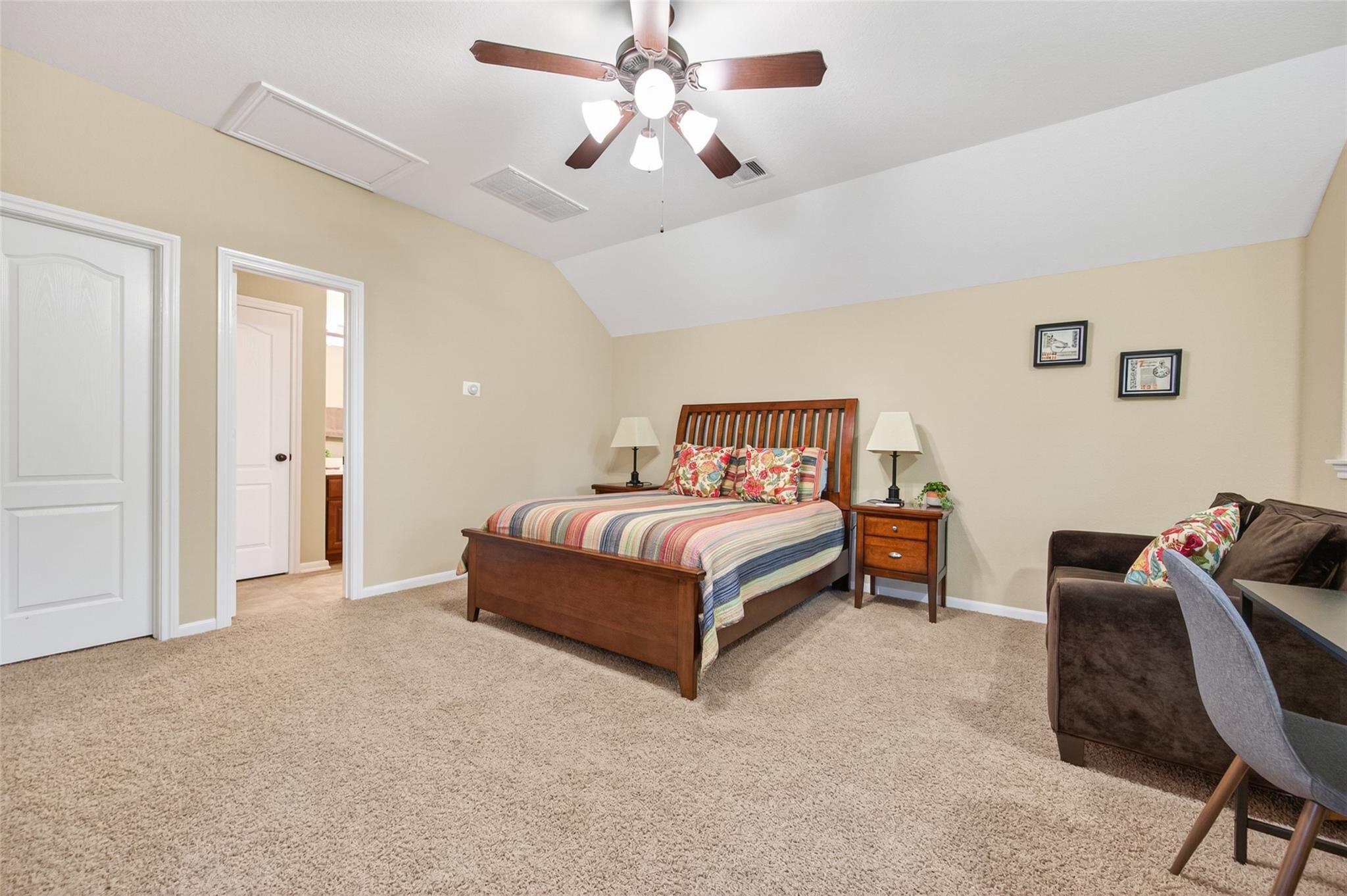 7 Cayahoga Court