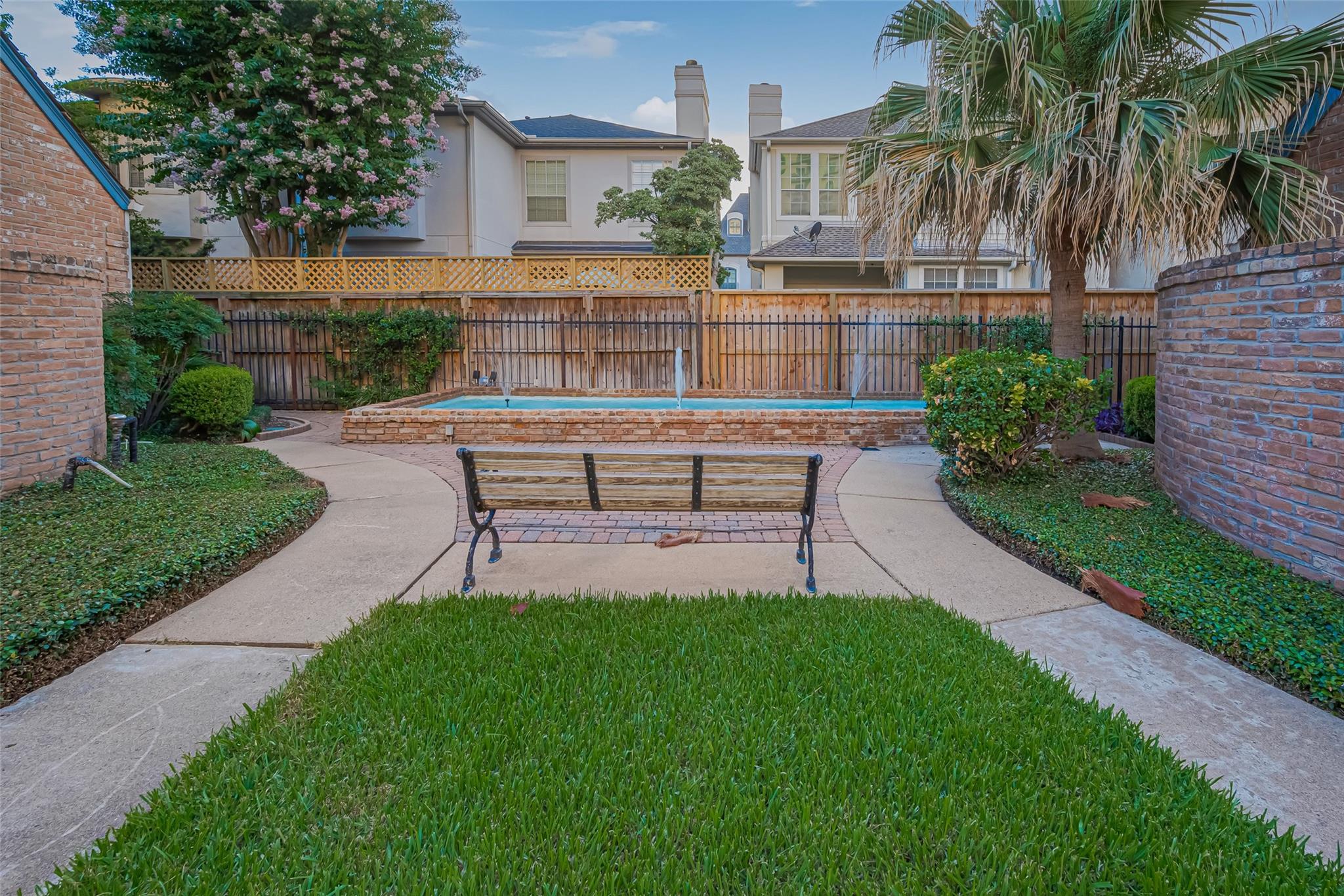 5368 Brownway Street # C32