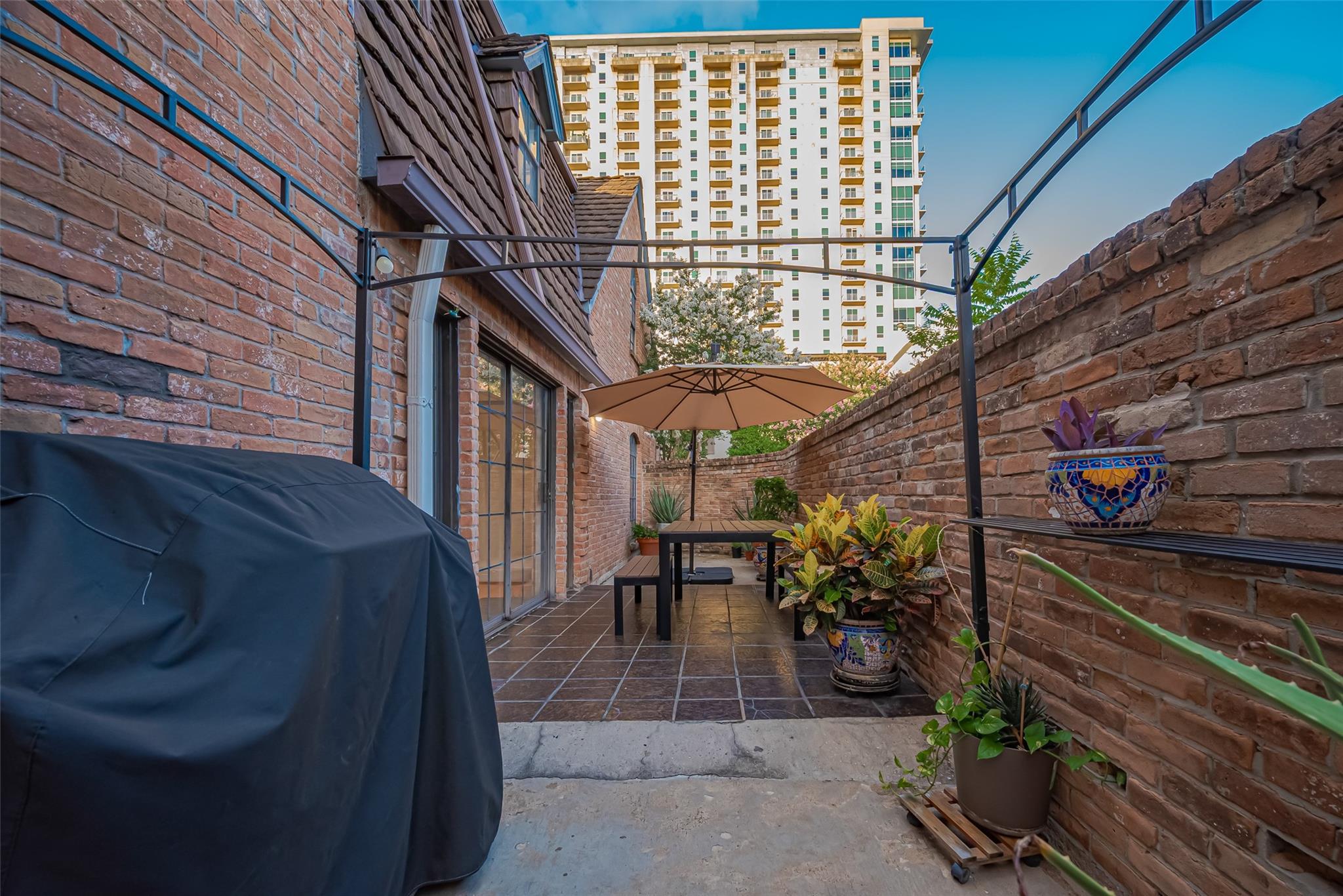 5368 Brownway Street # C32