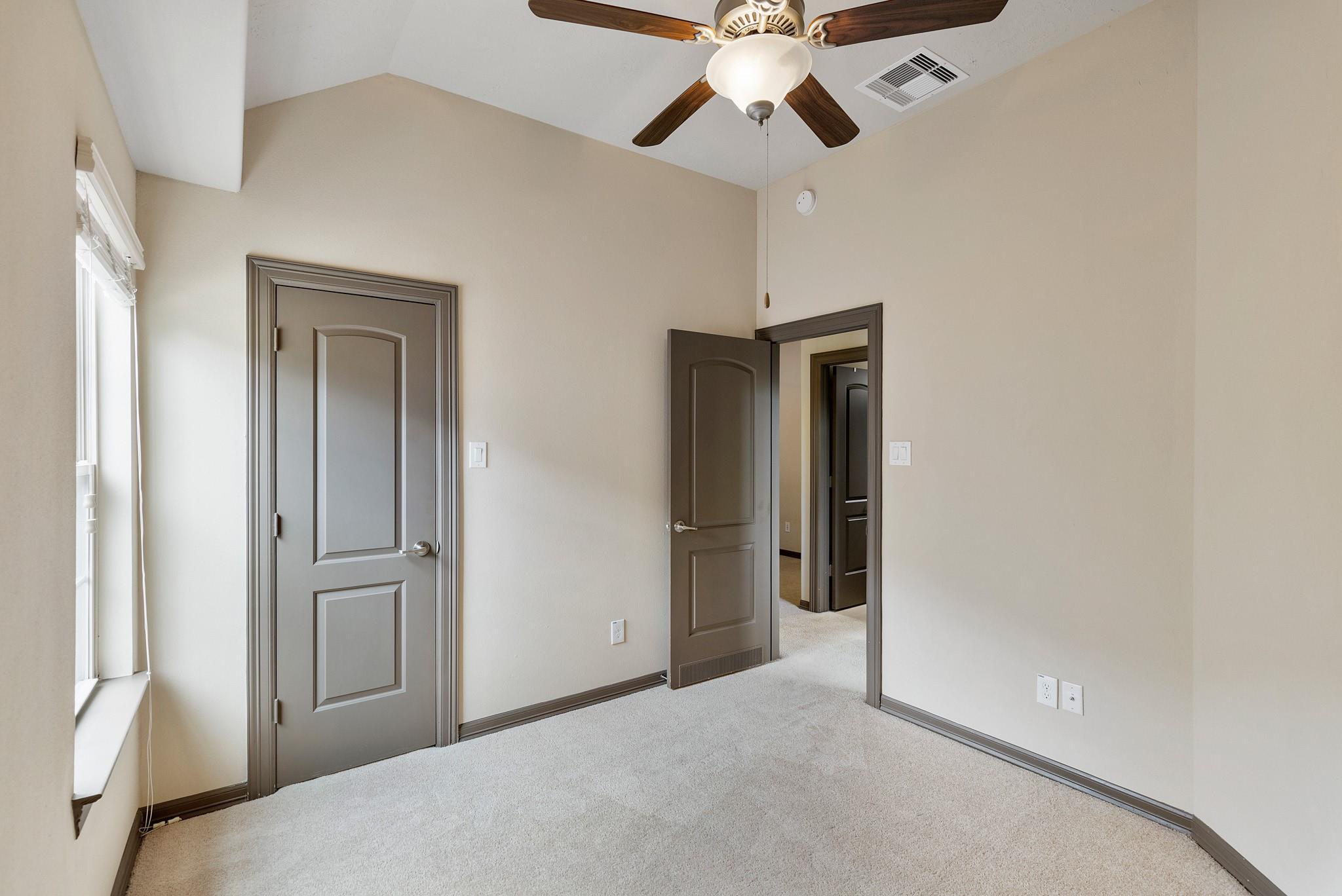 107 Aventura Place
