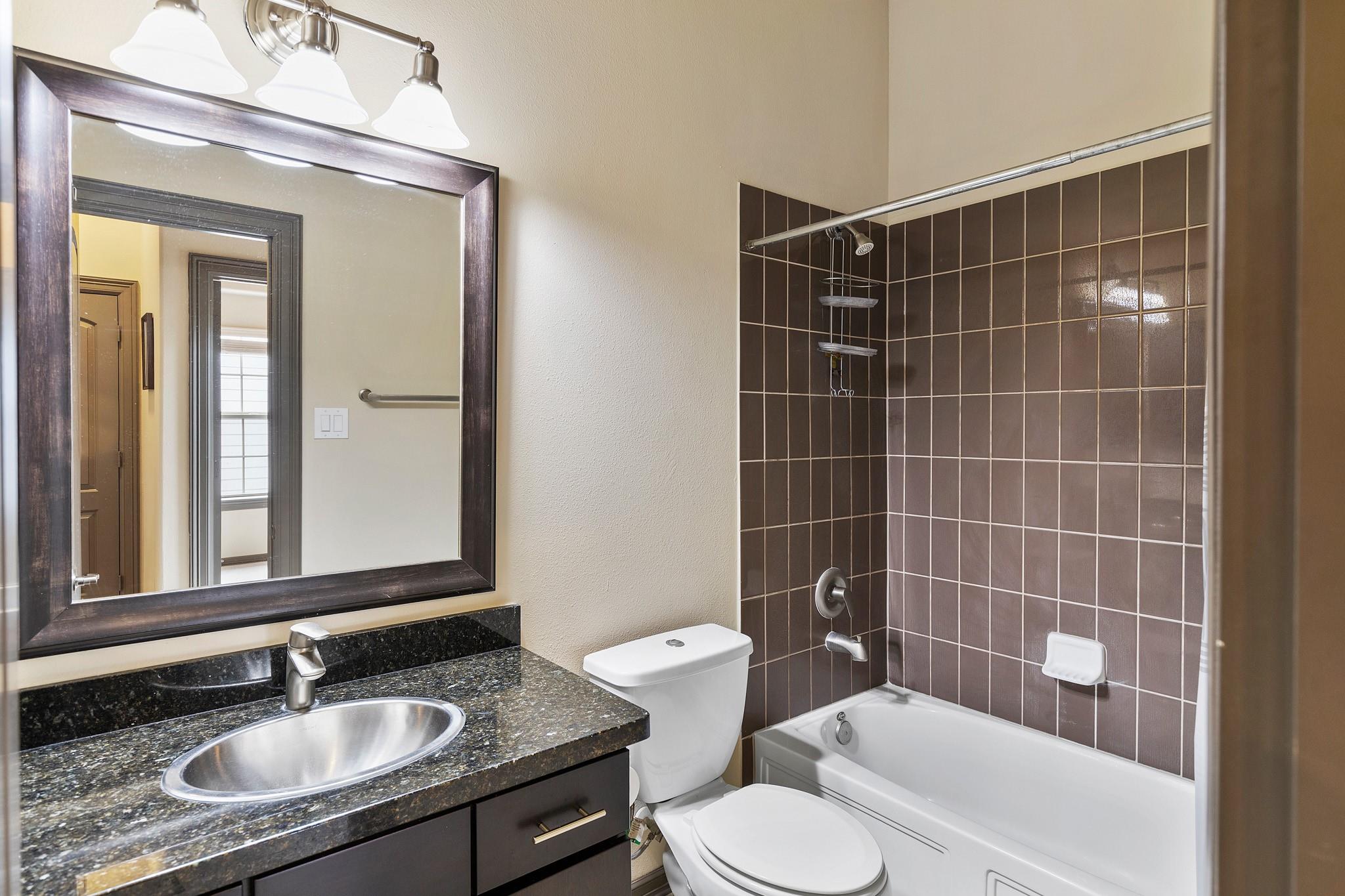 107 Aventura Place