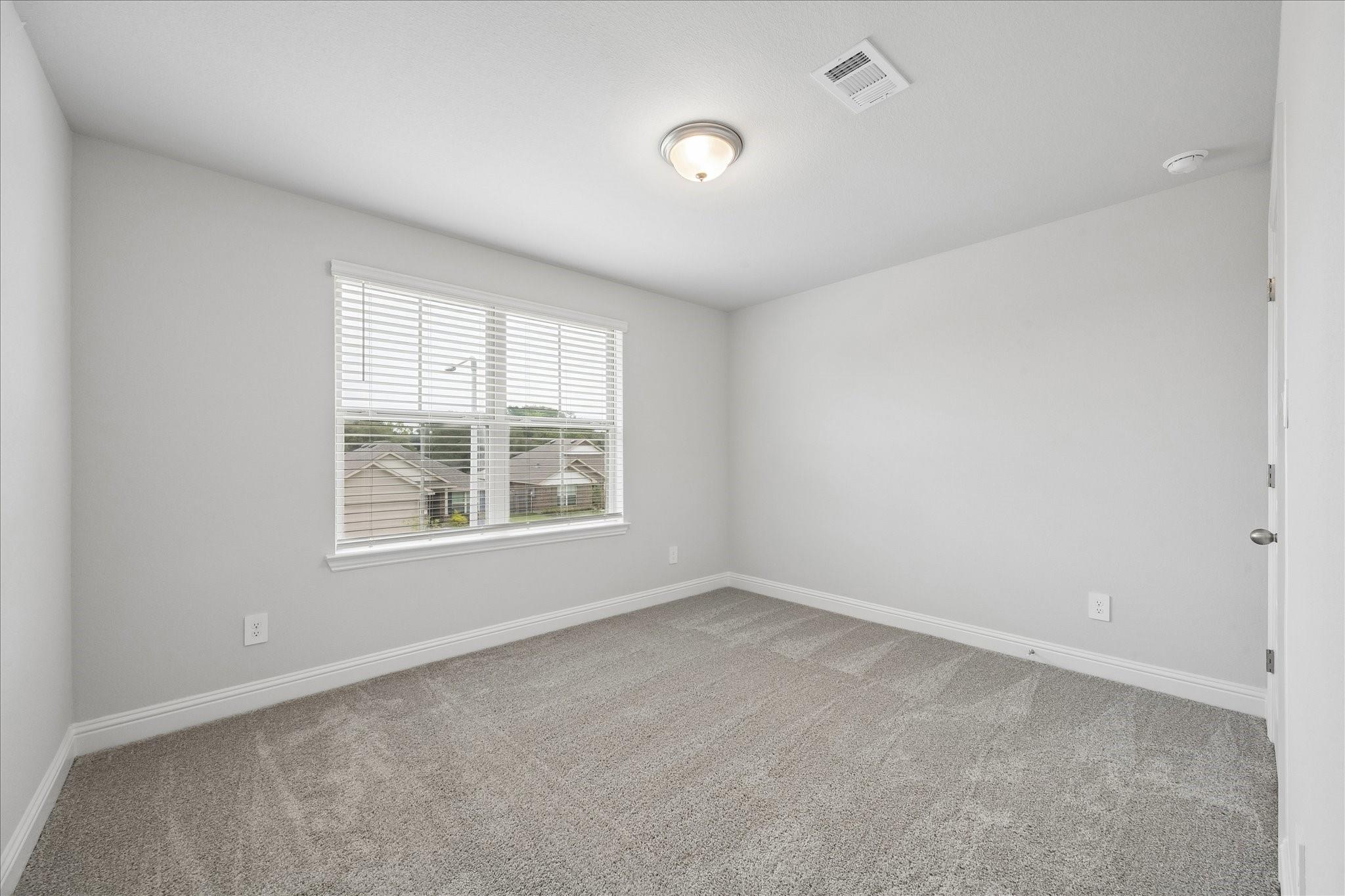 10 Greenbriar Loop