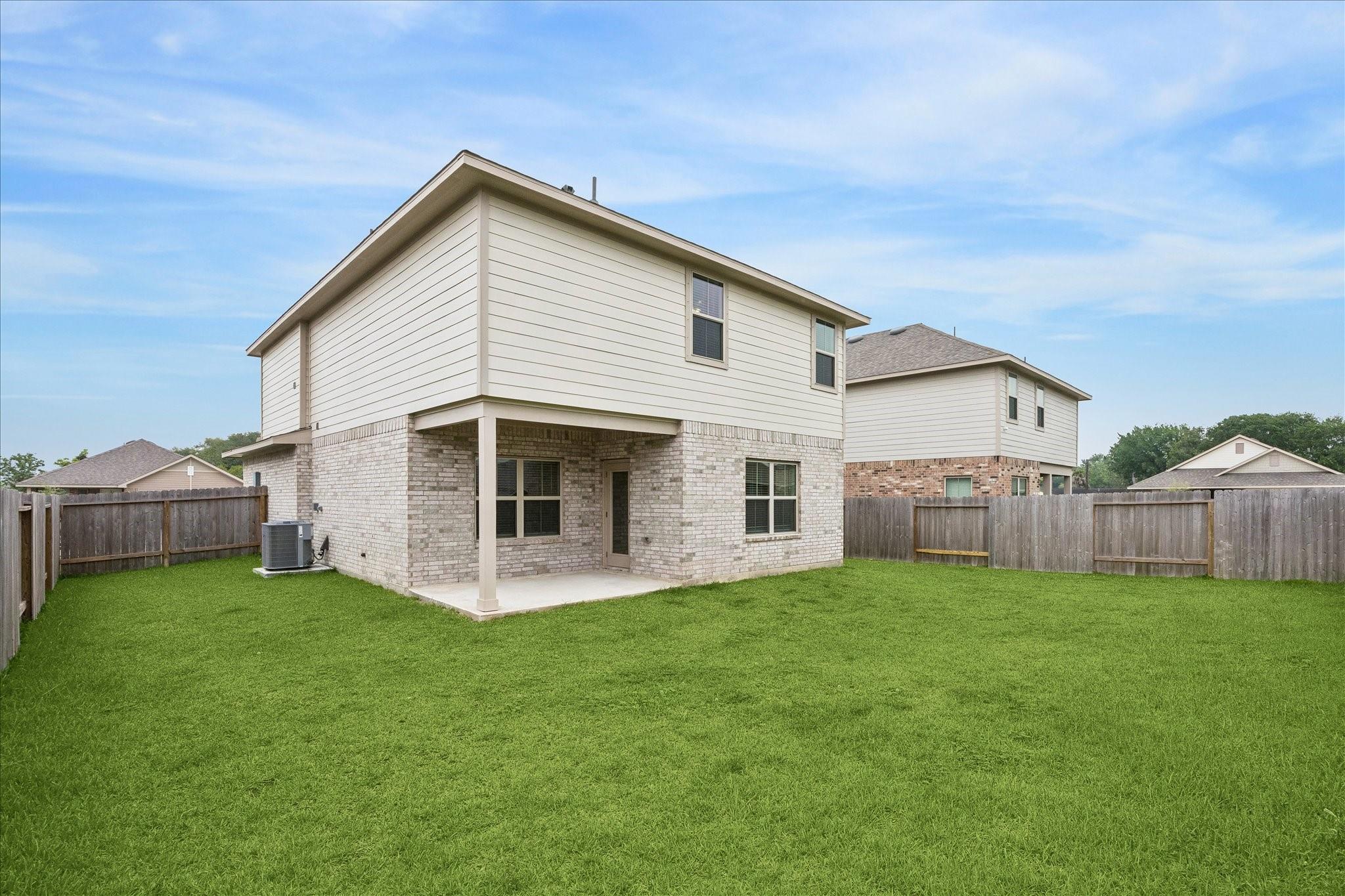 10 Greenbriar Loop