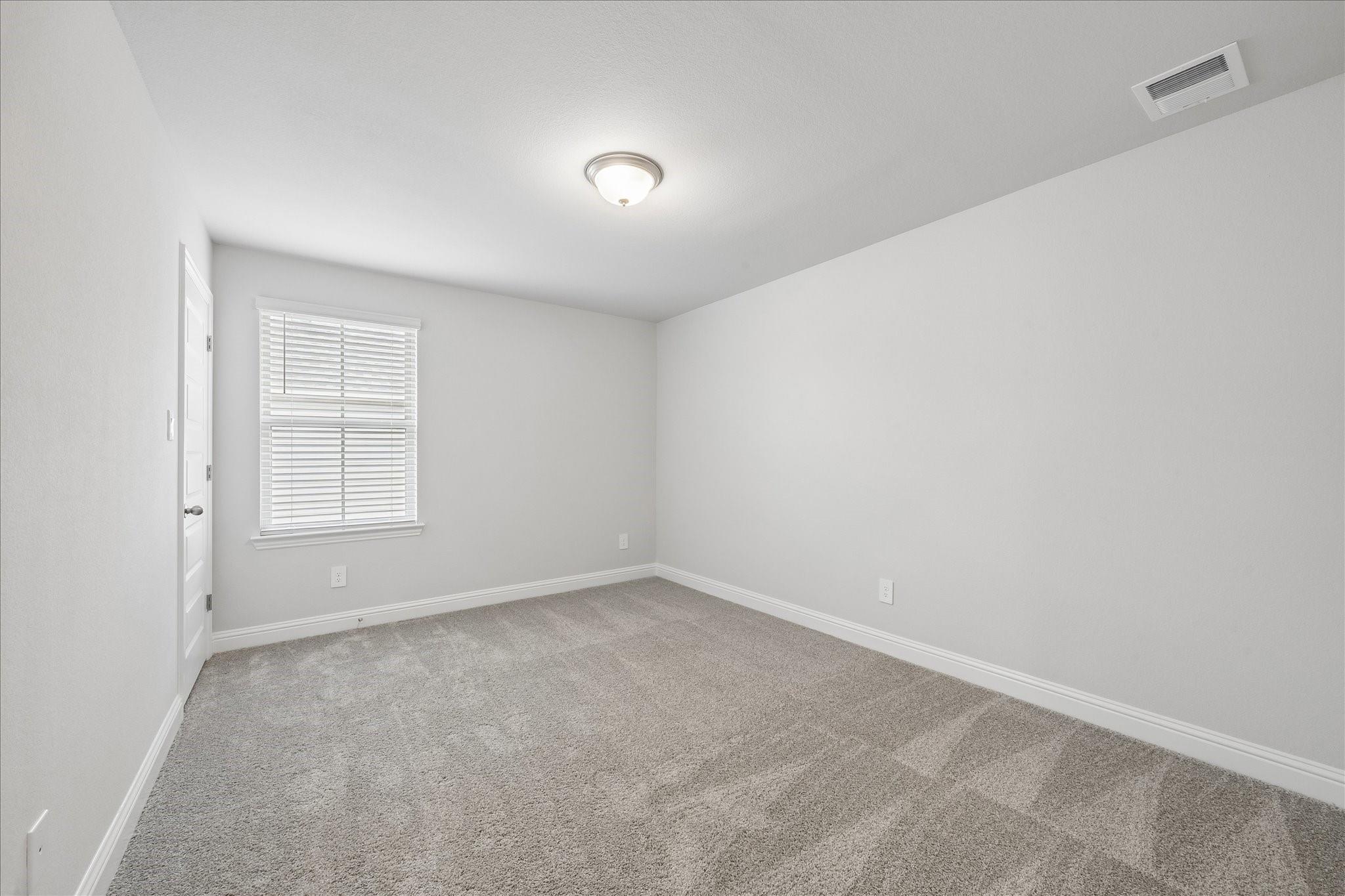 10 Greenbriar Loop