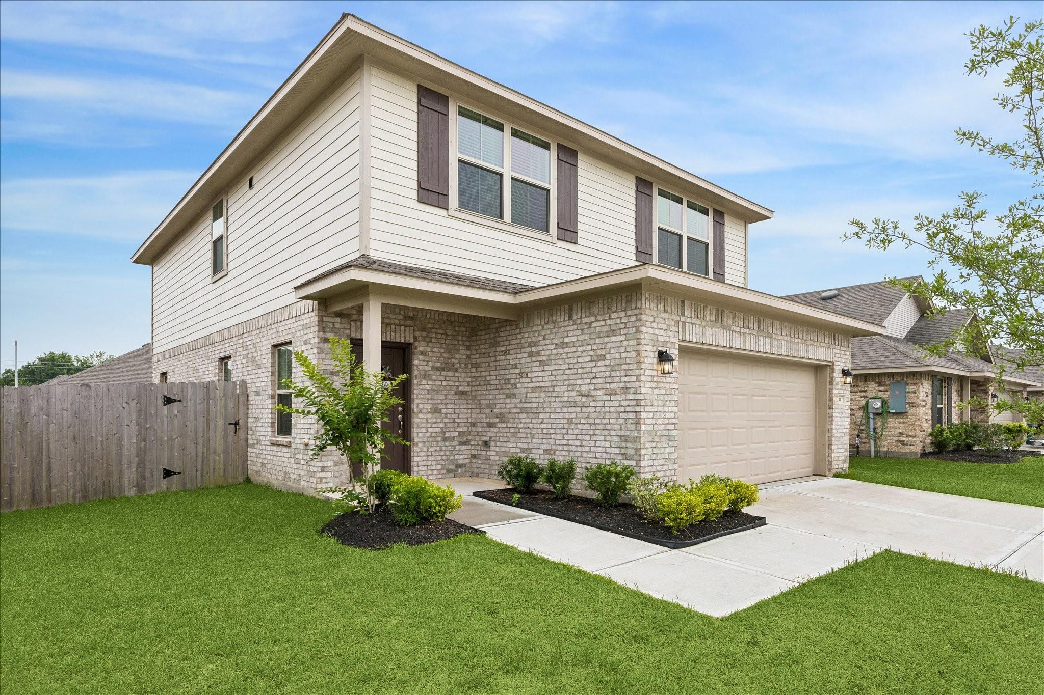 10 Greenbriar Loop