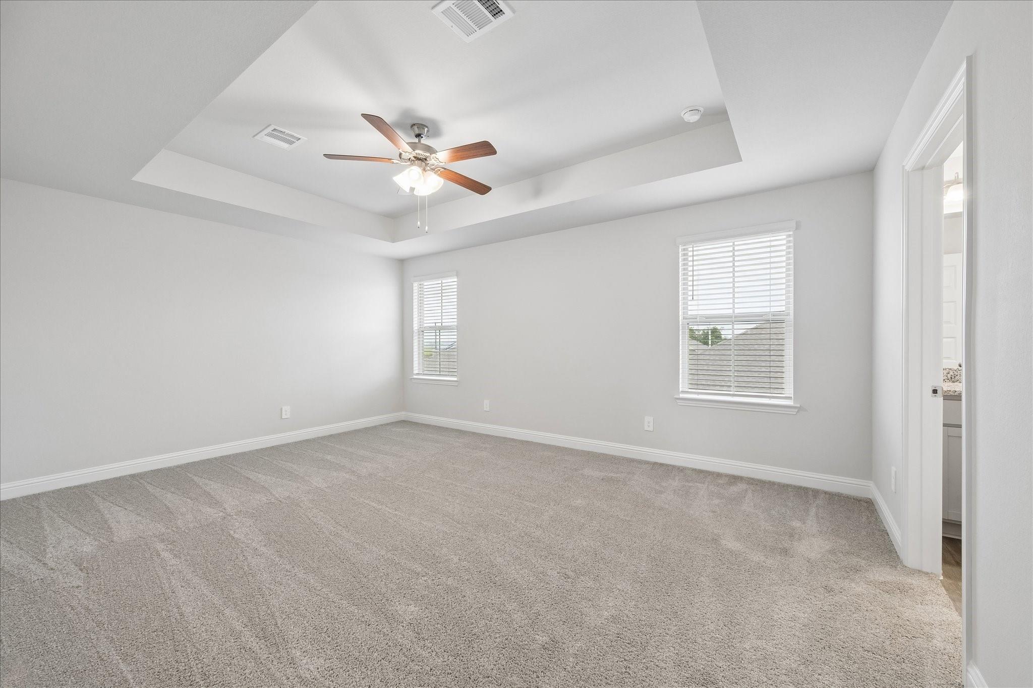 10 Greenbriar Loop