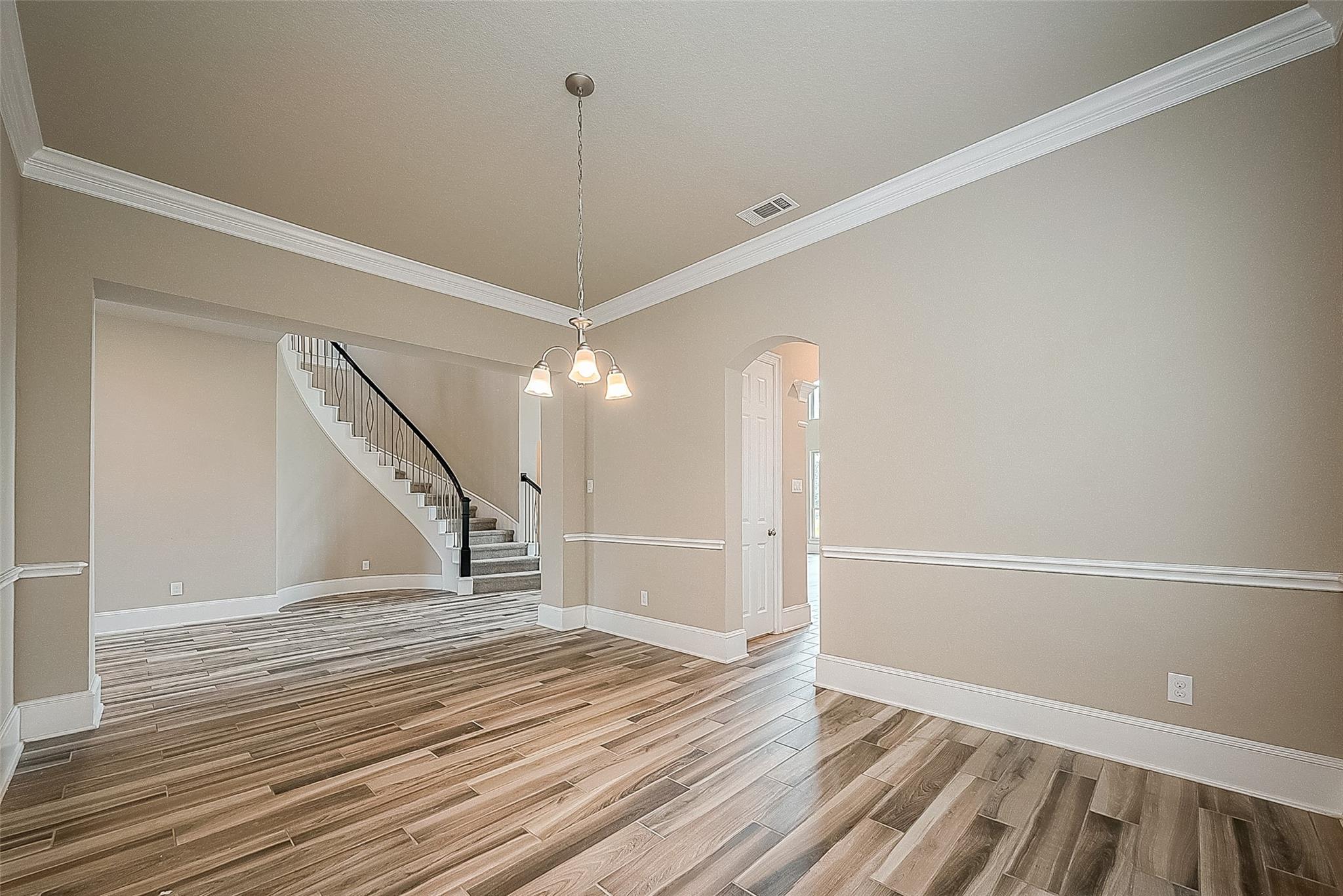 115 N Winter Sunrise Circle