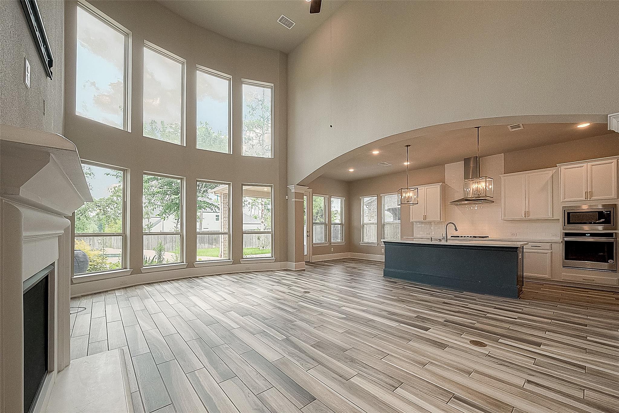 115 N Winter Sunrise Circle