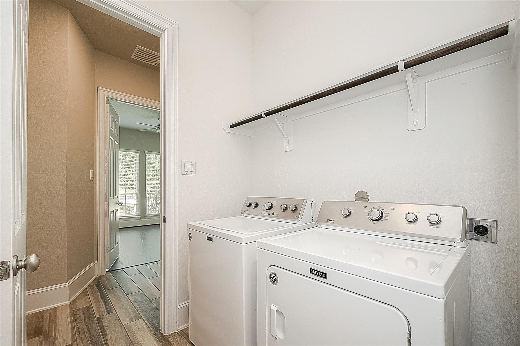 115 N Winter Sunrise Circle