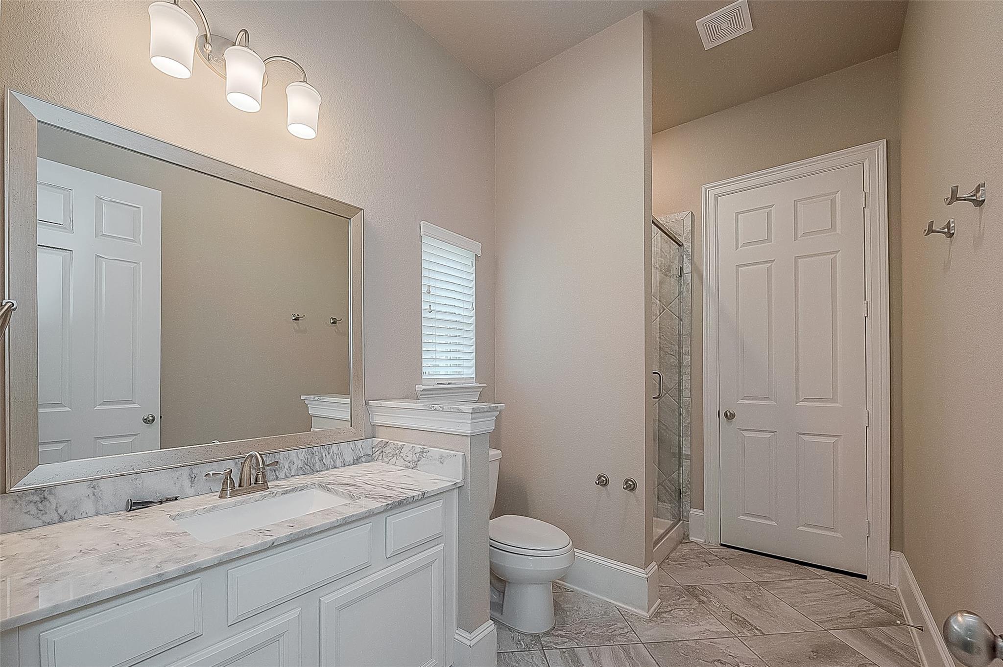 115 N Winter Sunrise Circle
