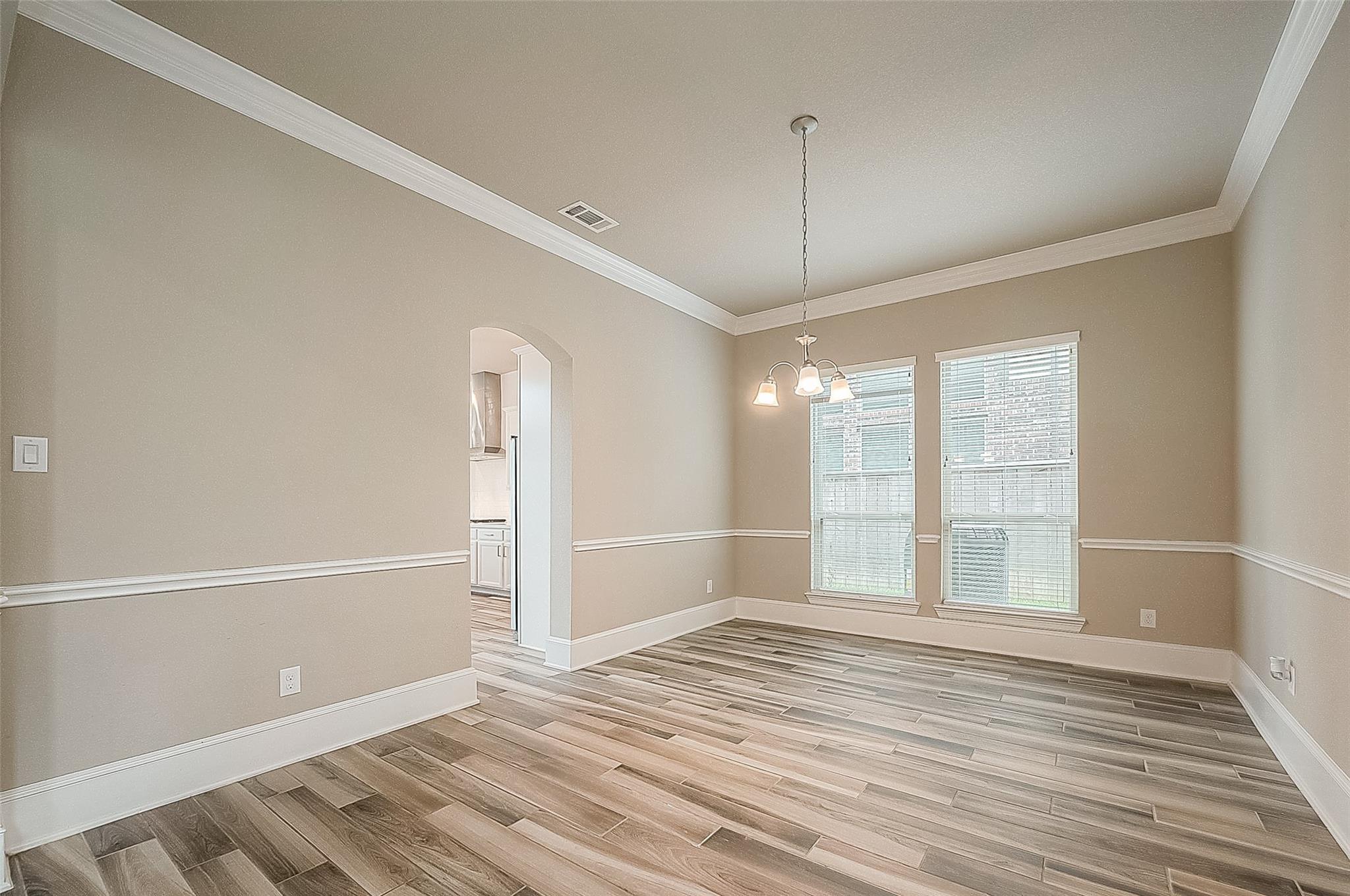 115 N Winter Sunrise Circle
