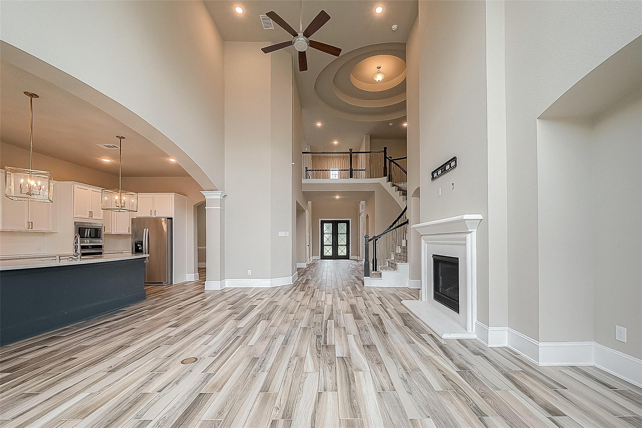 115 N Winter Sunrise Circle