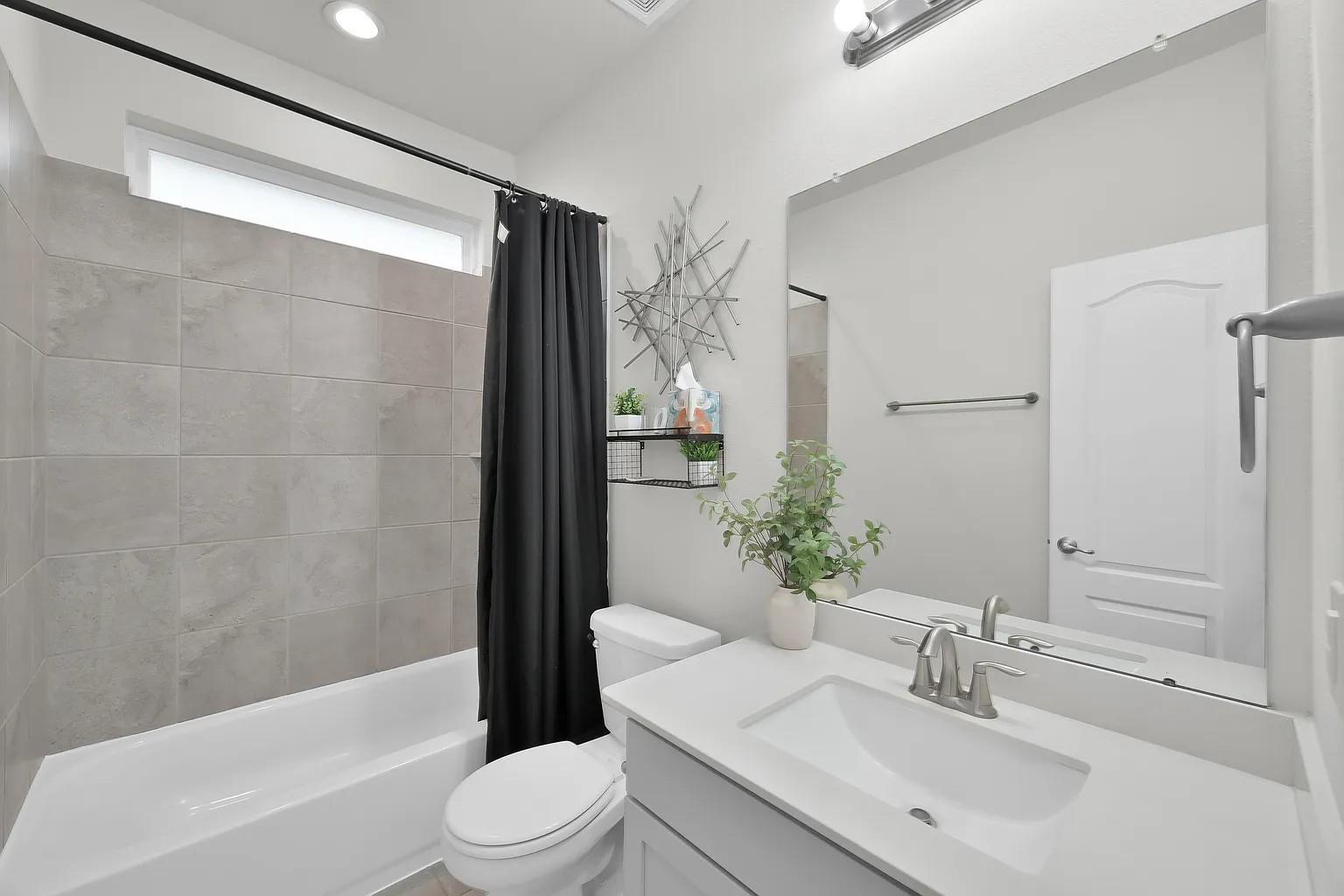 40558 Berylline Lane