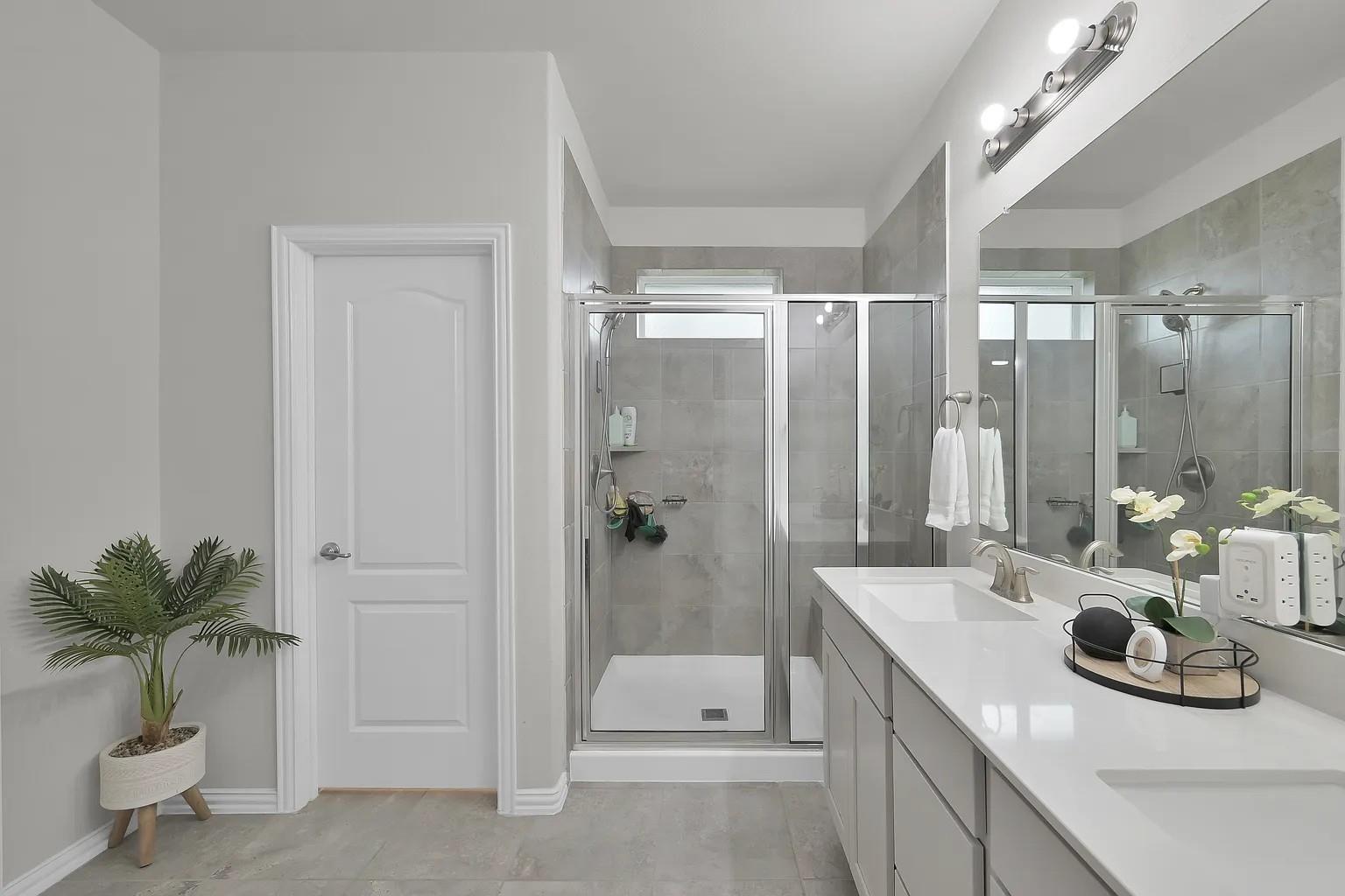 40558 Berylline Lane