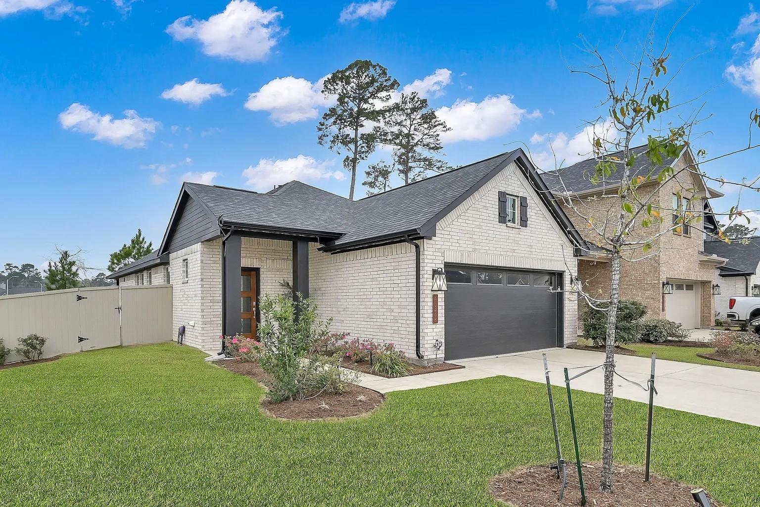 40558 Berylline Lane