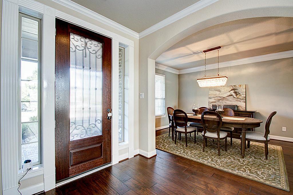 10 Cayuga Pond Court