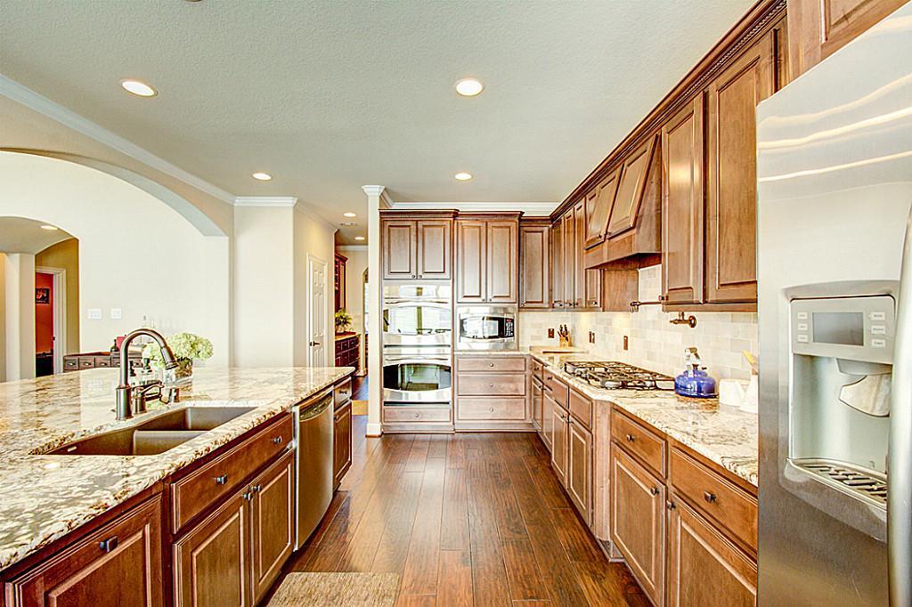 10 Cayuga Pond Court