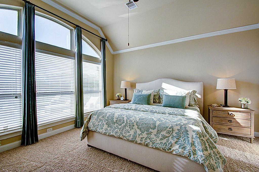 10 Cayuga Pond Court