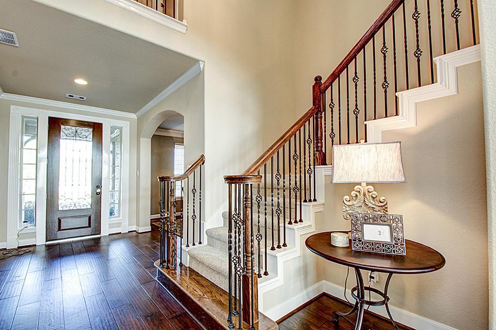 10 Cayuga Pond Court