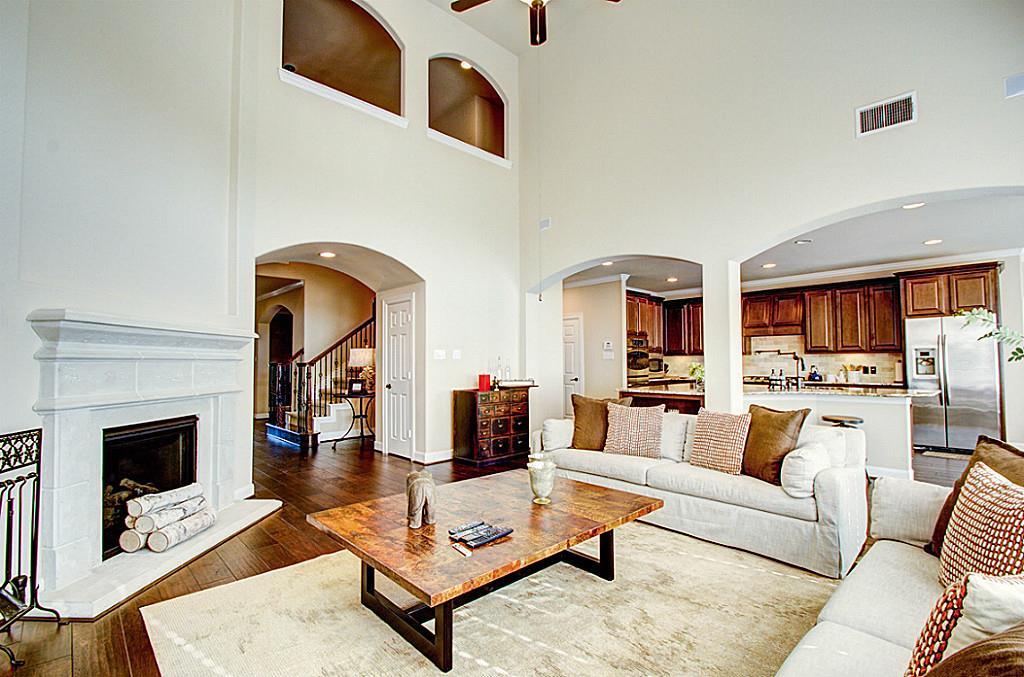 10 Cayuga Pond Court