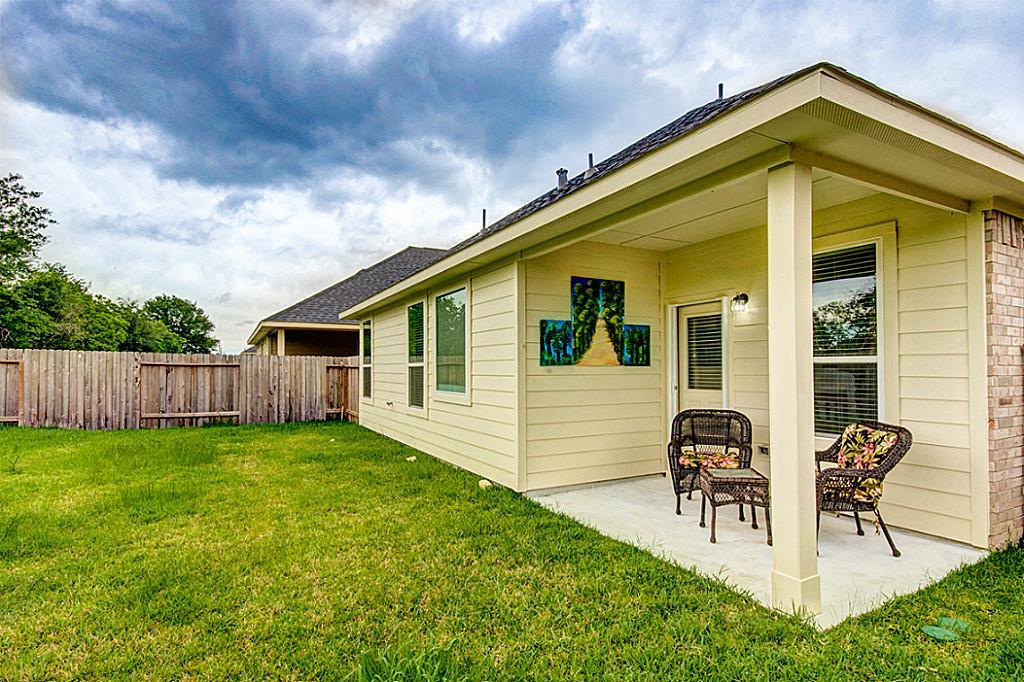 1251 S Maple Drive