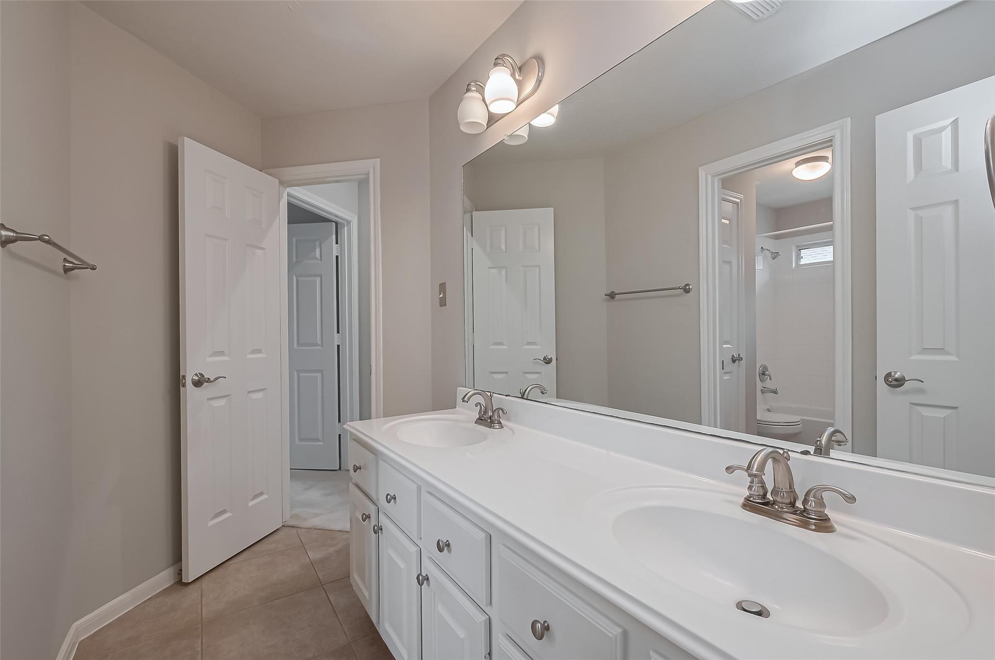 5726 Ballina Canyon Ln Lane