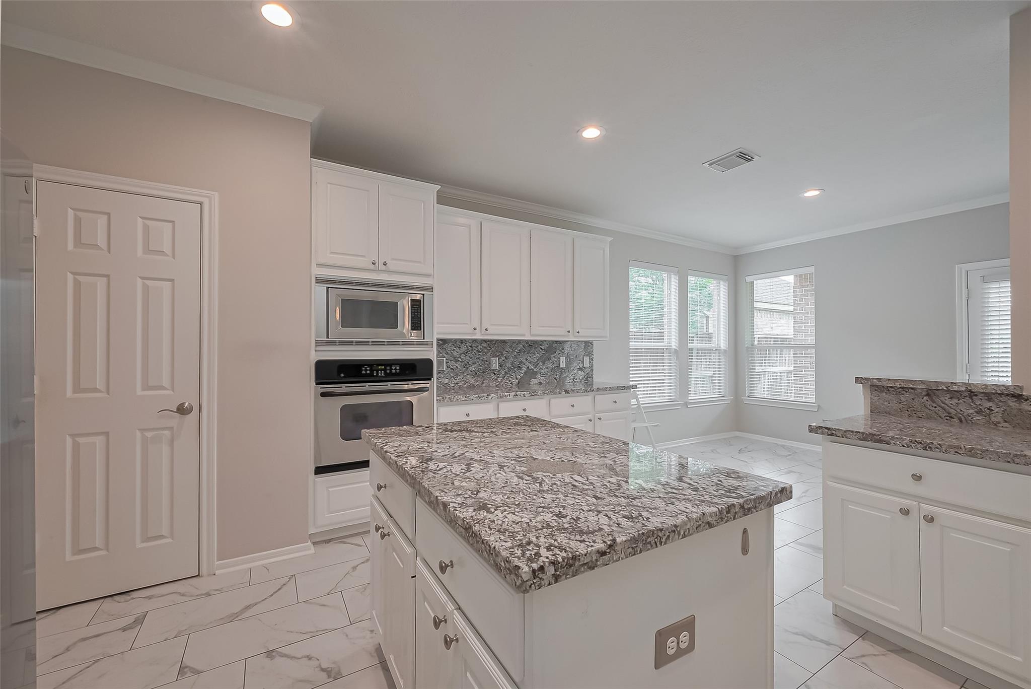 5726 Ballina Canyon Ln Lane