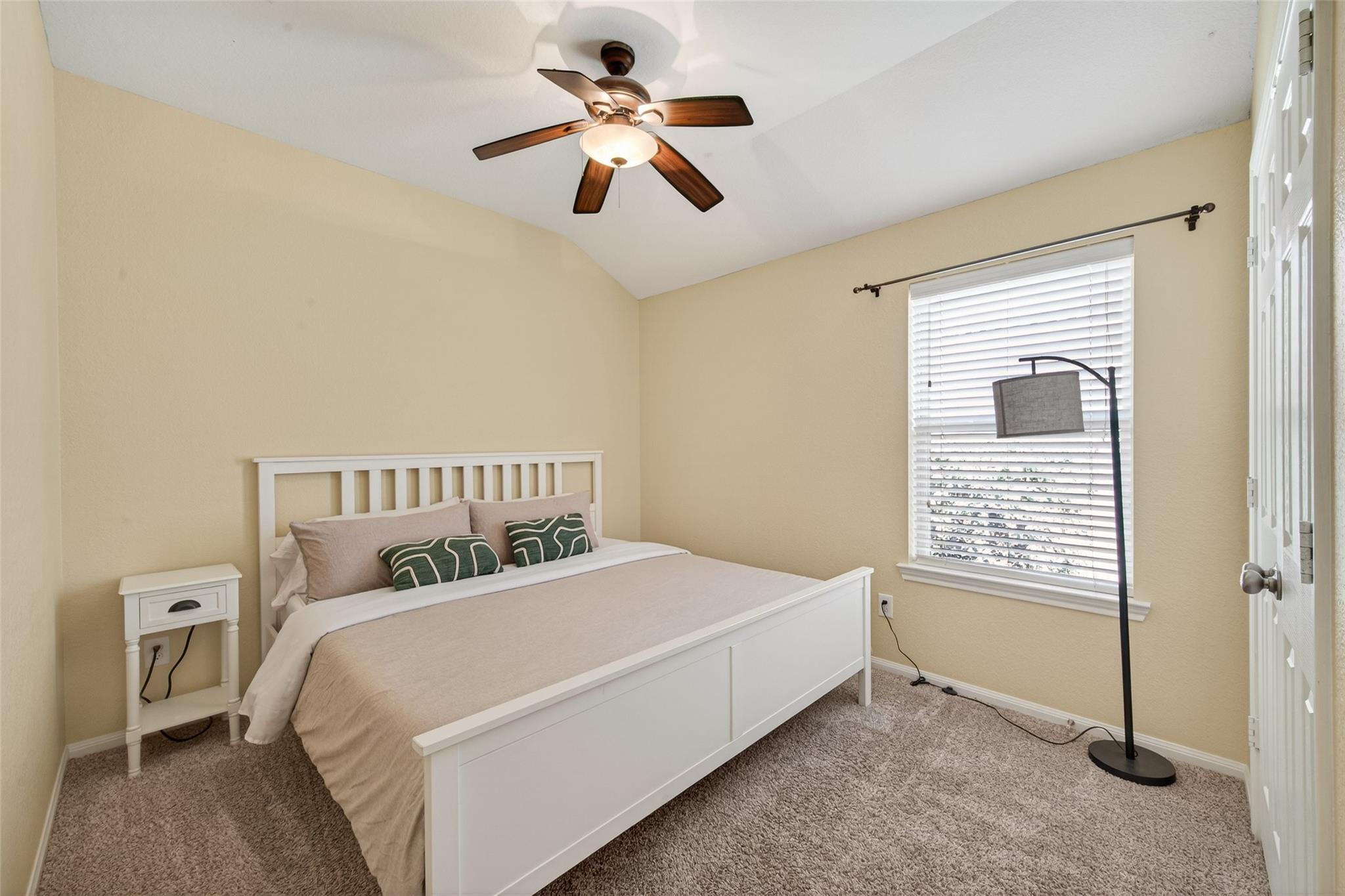 66 W Lasting Spring Circle