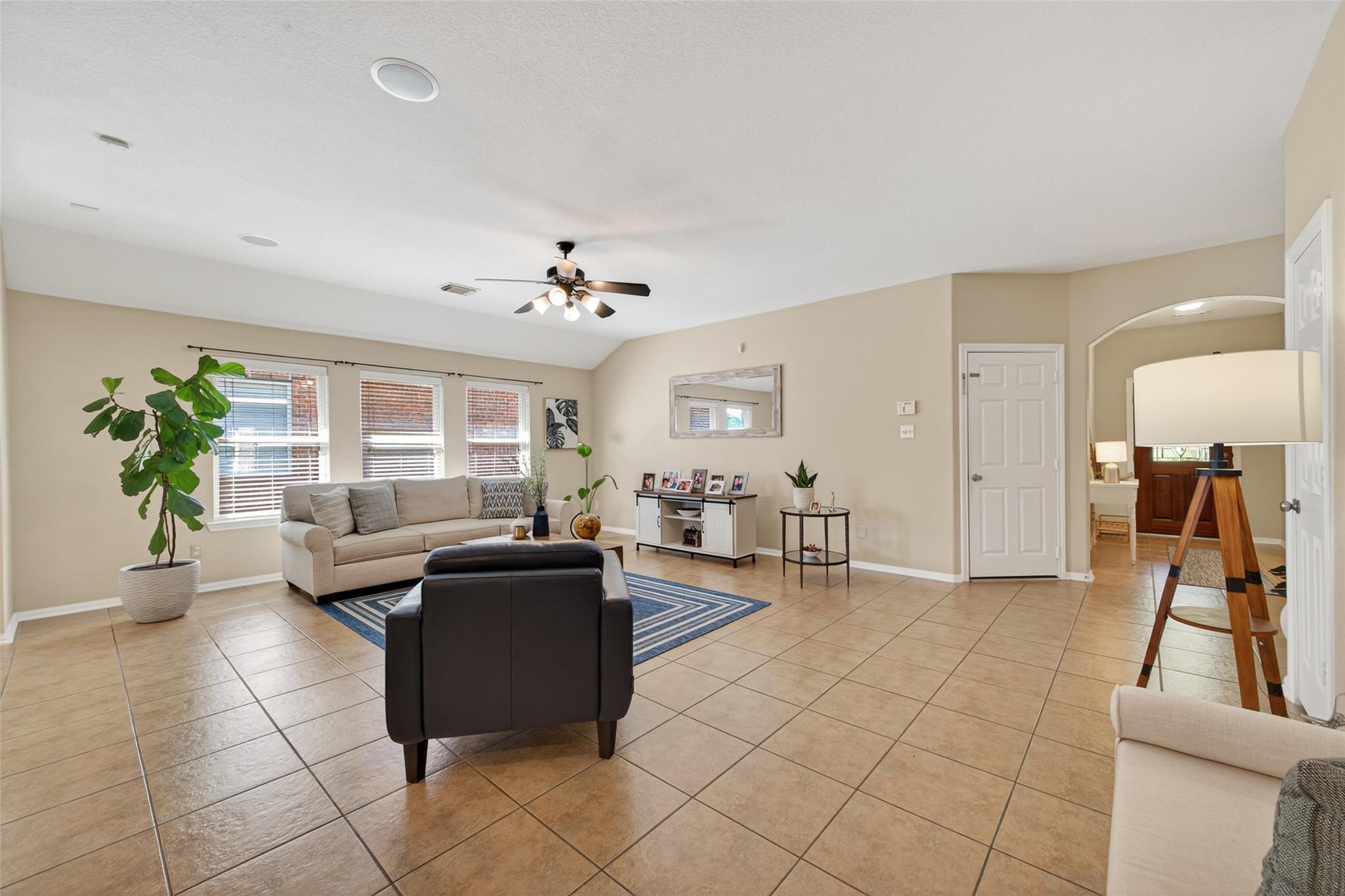 66 W Lasting Spring Circle