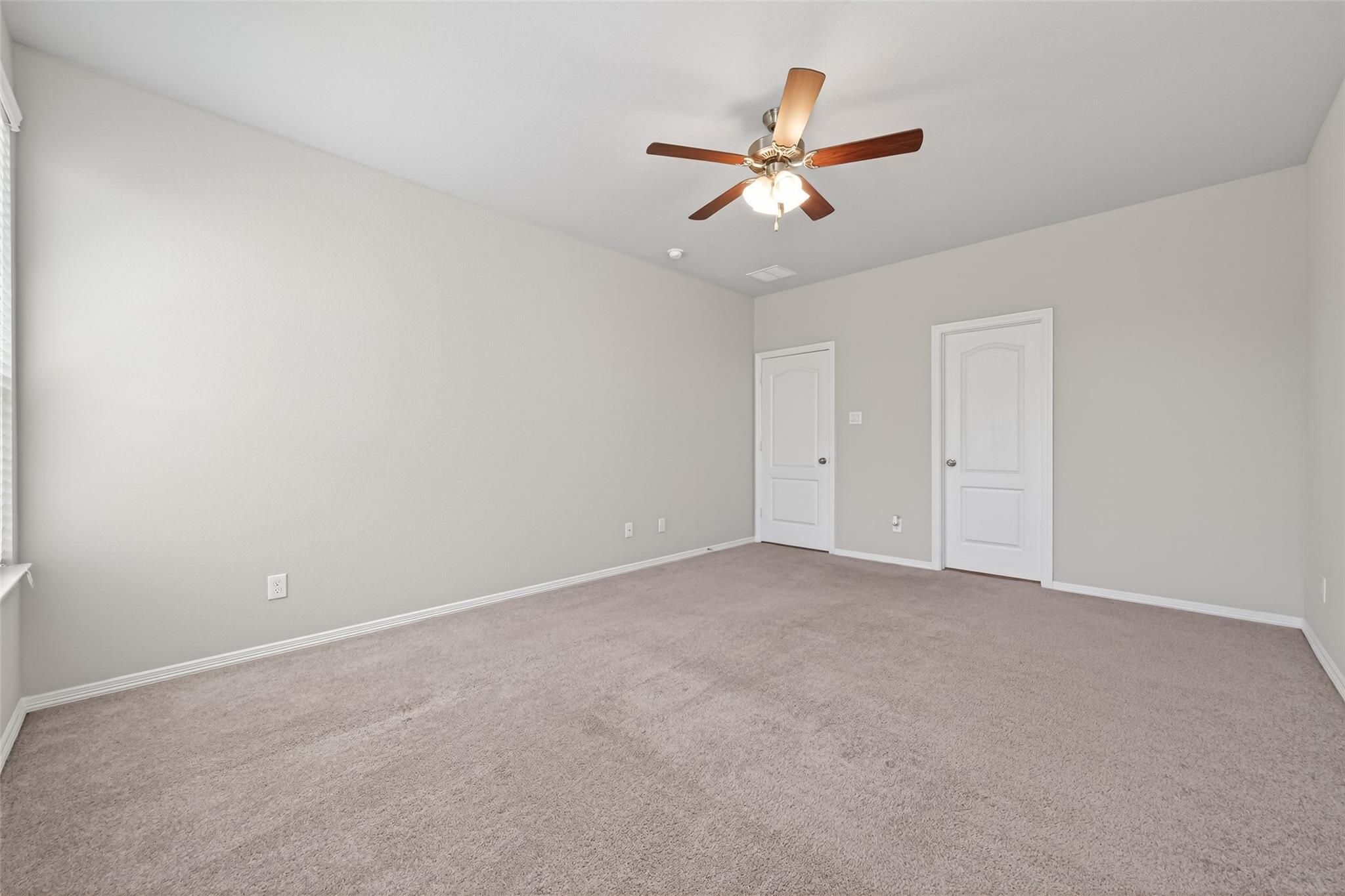 25527 Valverdant Court