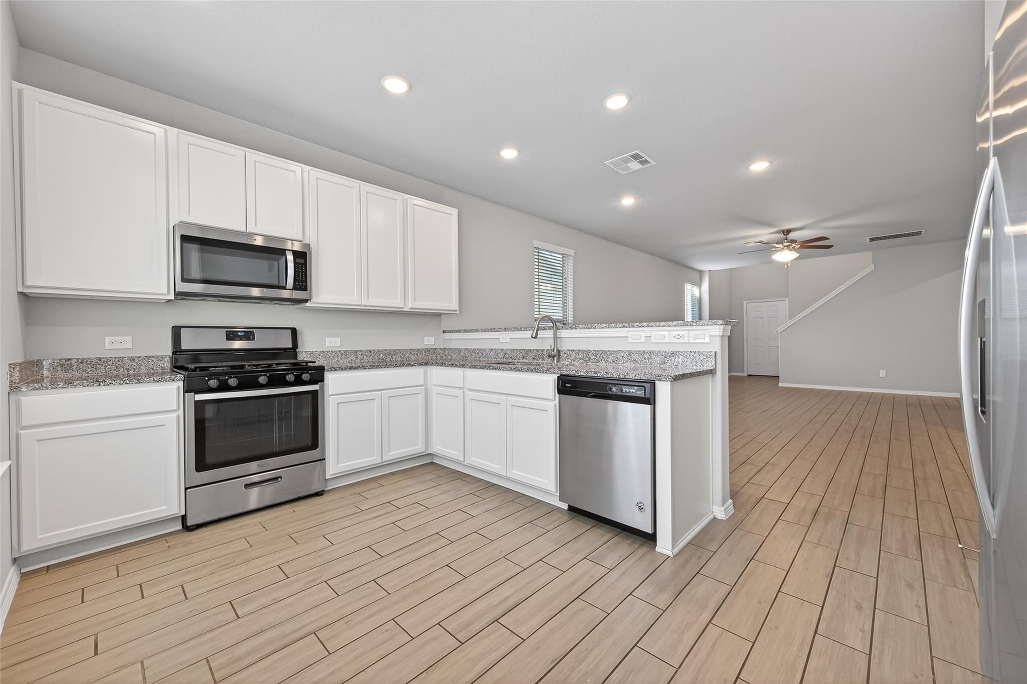 25527 Valverdant Court
