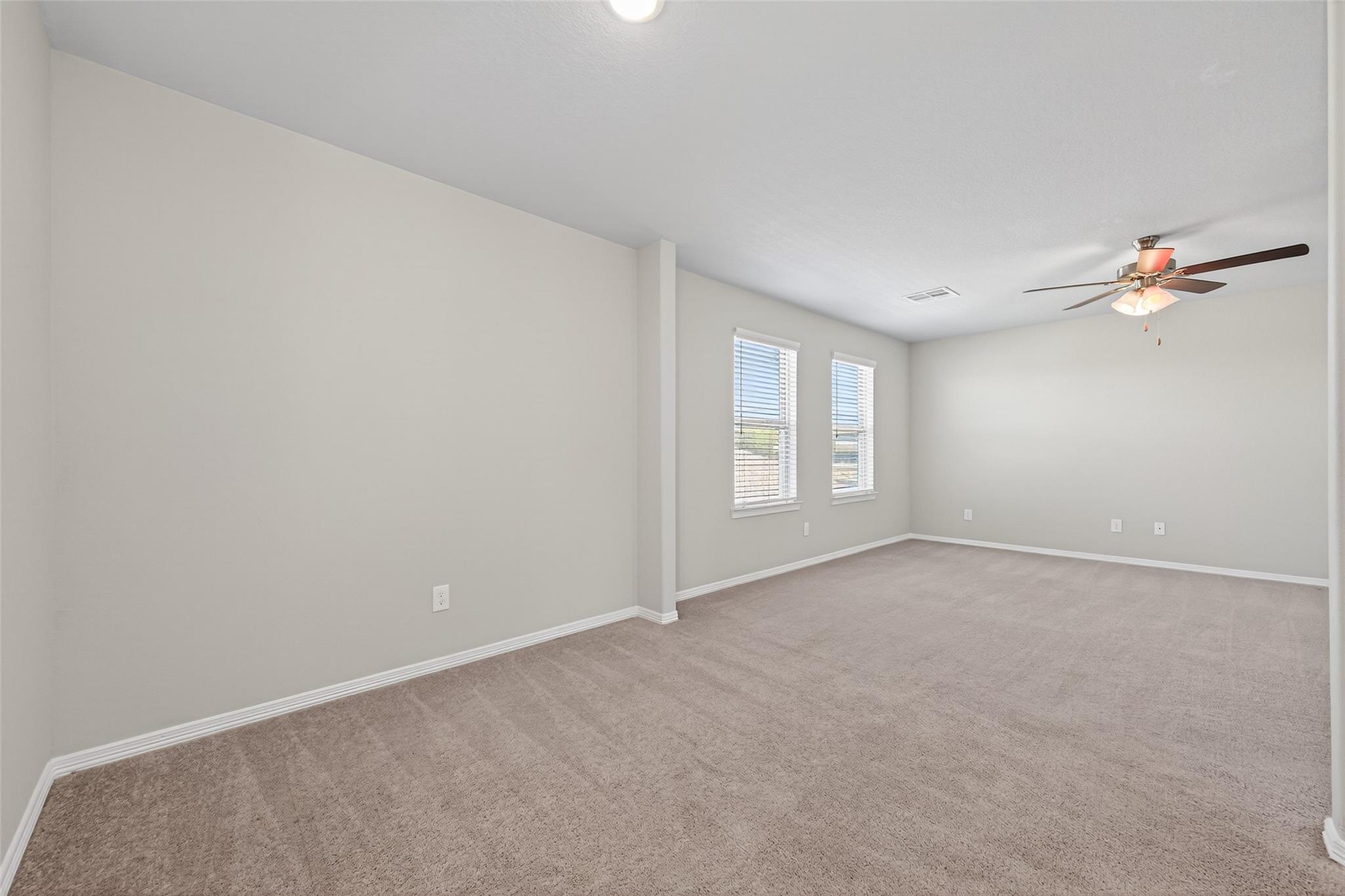 25527 Valverdant Court