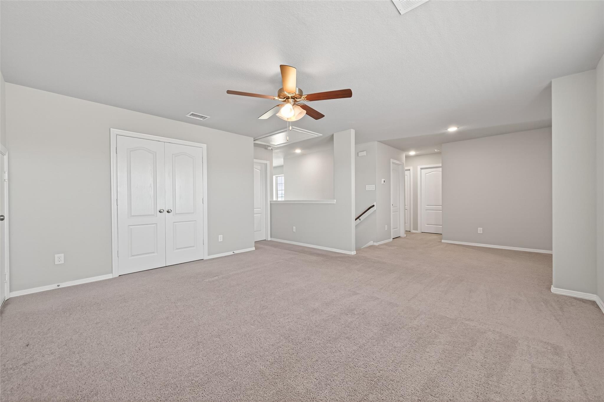 25527 Valverdant Court