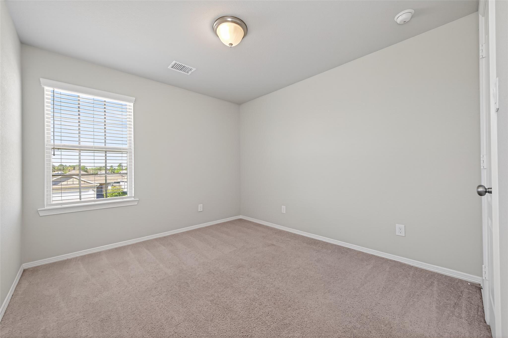 25527 Valverdant Court