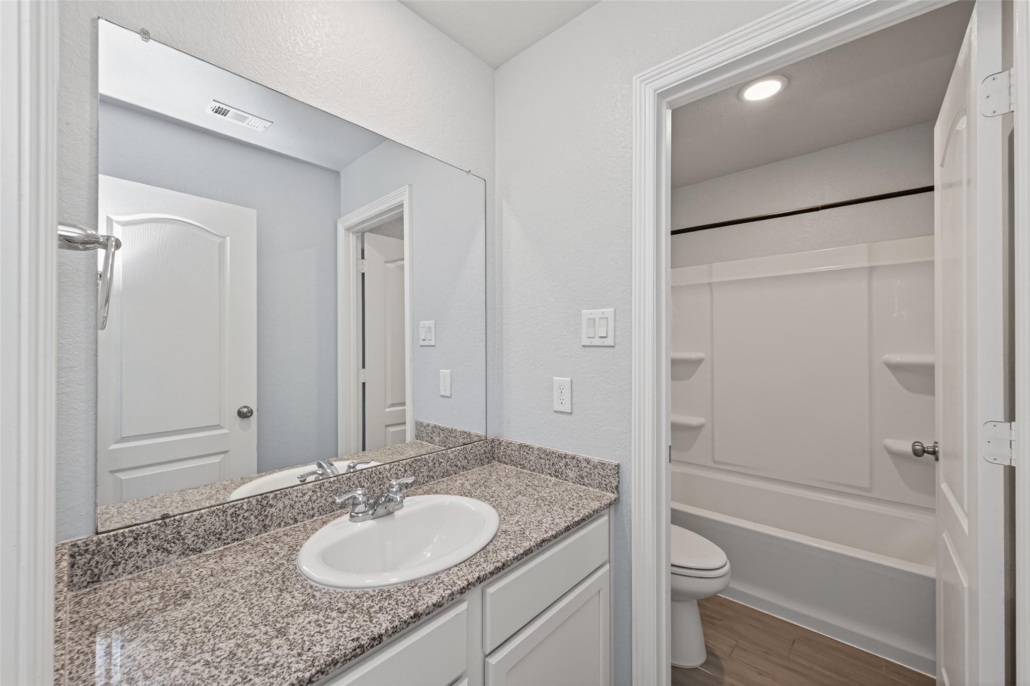 25527 Valverdant Court
