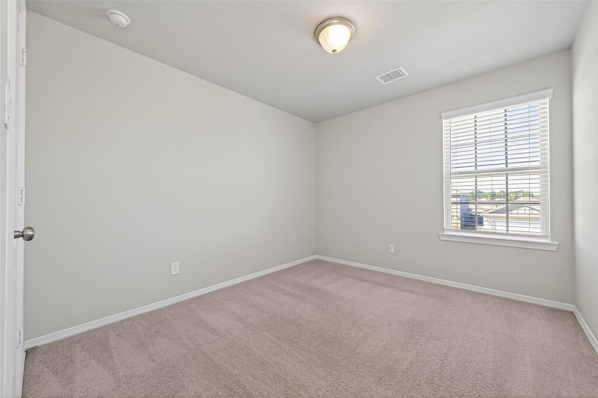 25527 Valverdant Court