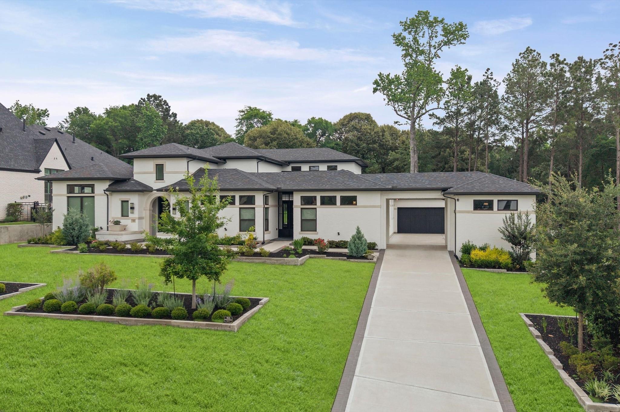 416 Huntington Park Drive
