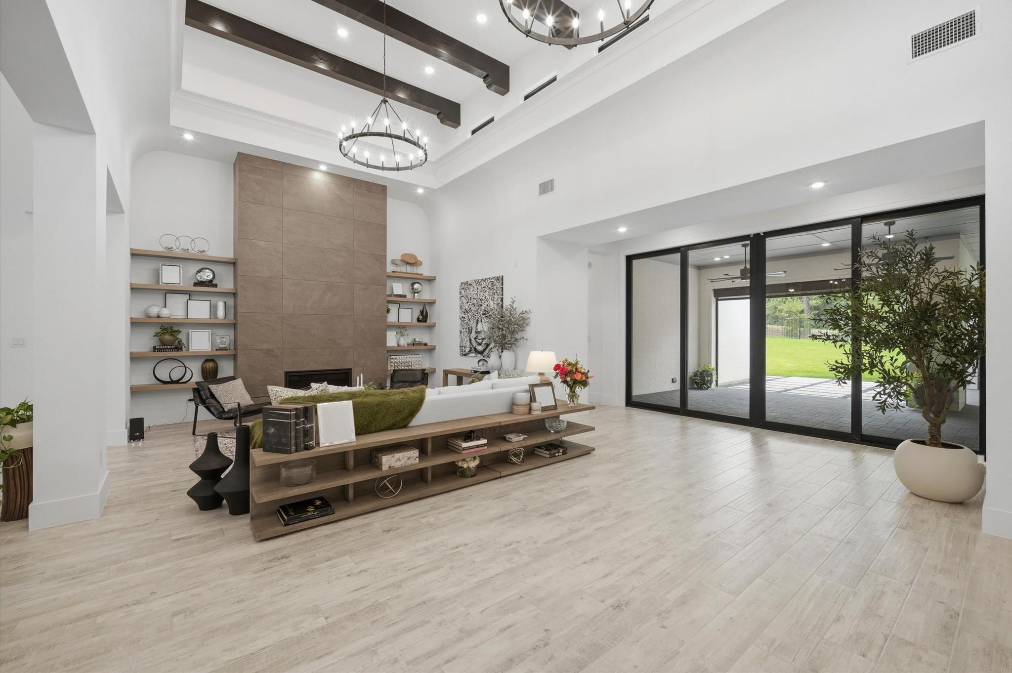 416 Huntington Park Drive