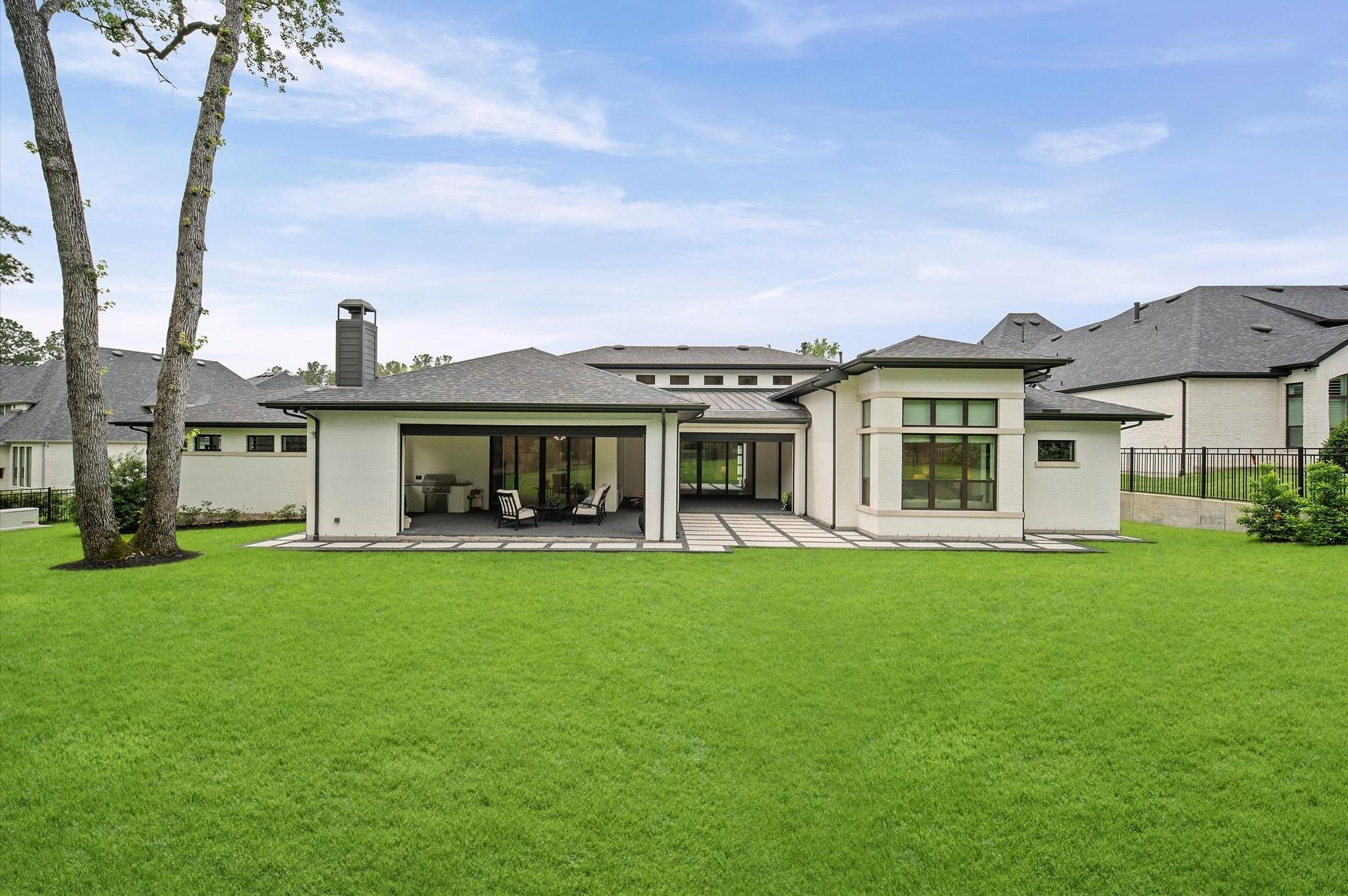 416 Huntington Park Drive